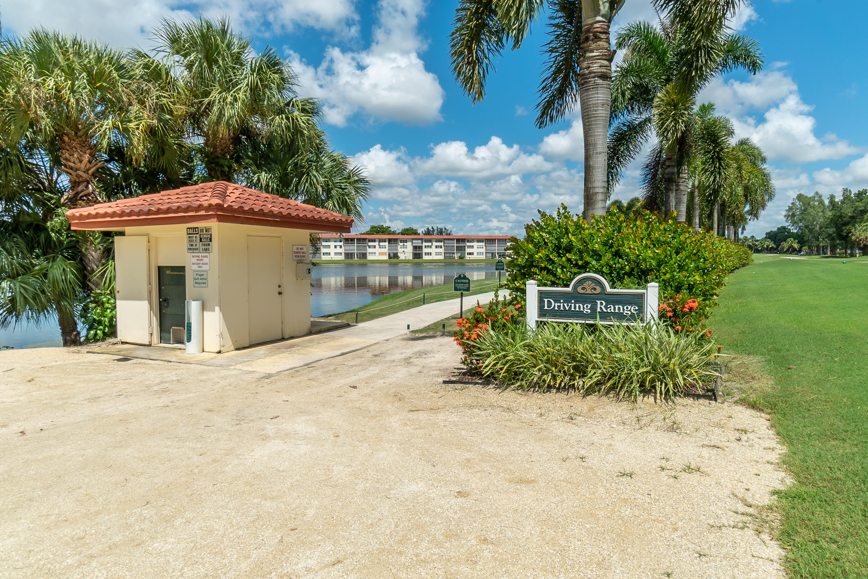 HOLLYBROOK GOLF & TENNIS CLUB - Residential