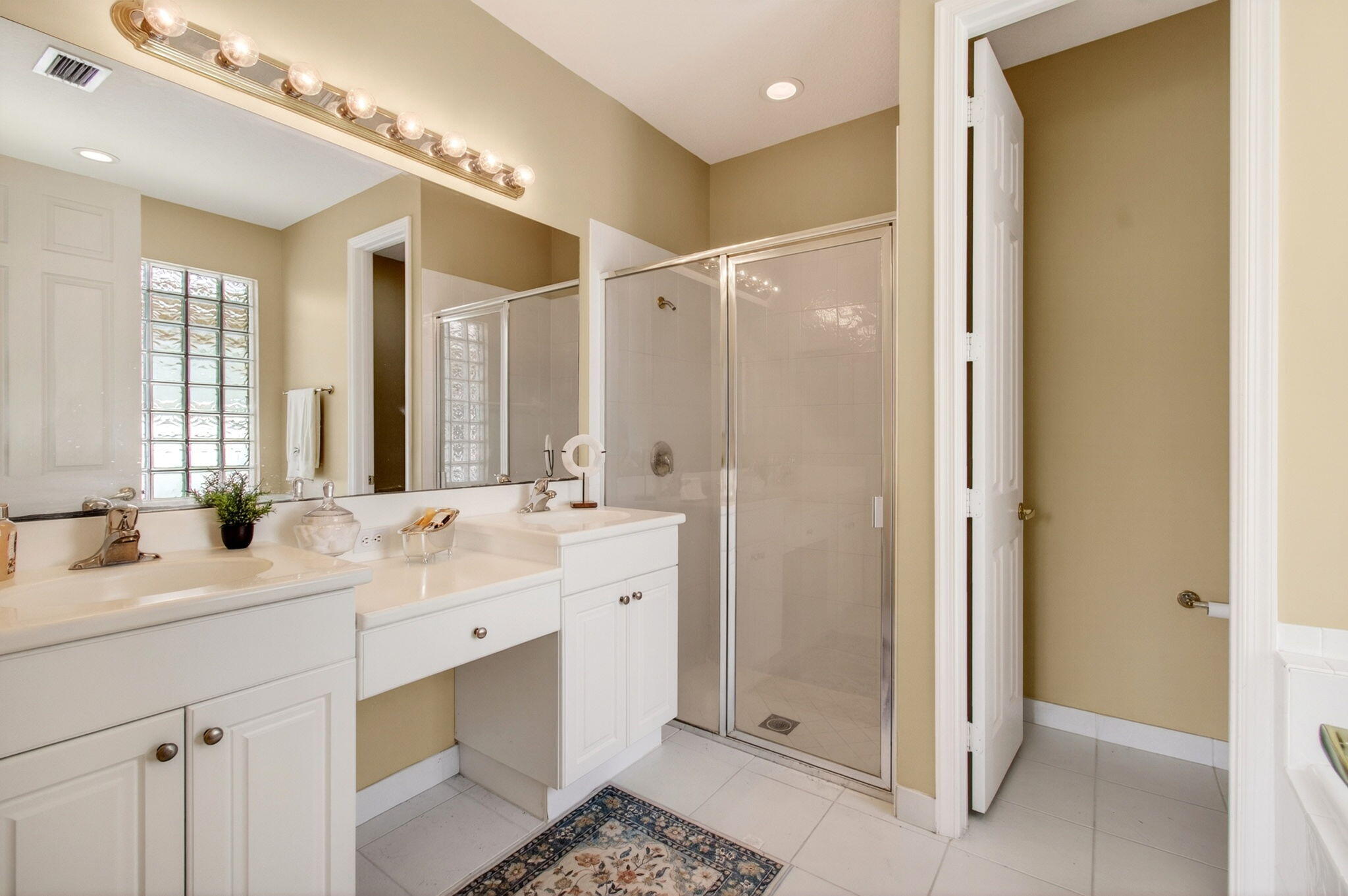 BAYWINDS RPD PL 12 - Residential