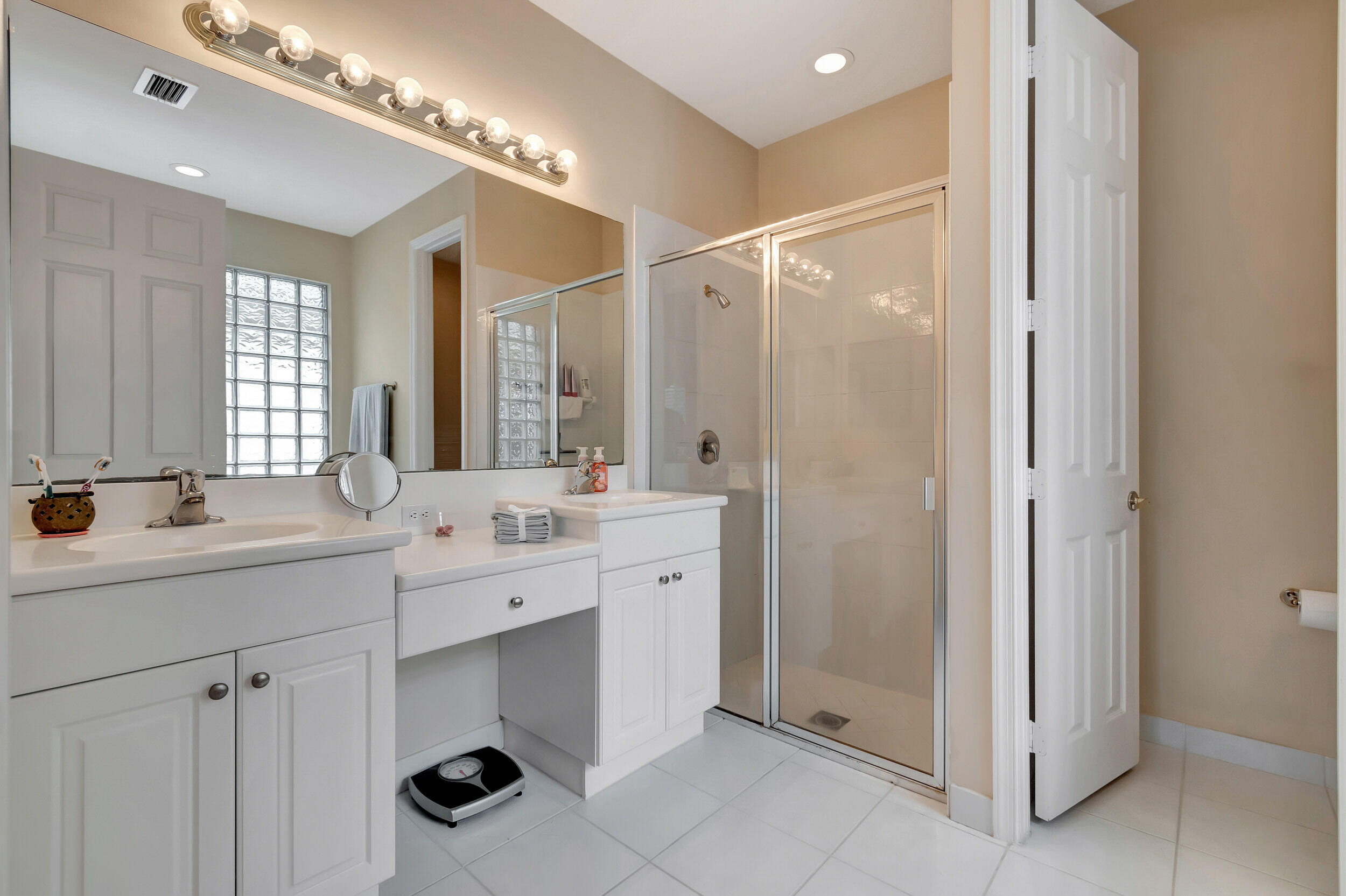 BAYWINDS RPD PL 12 - Residential
