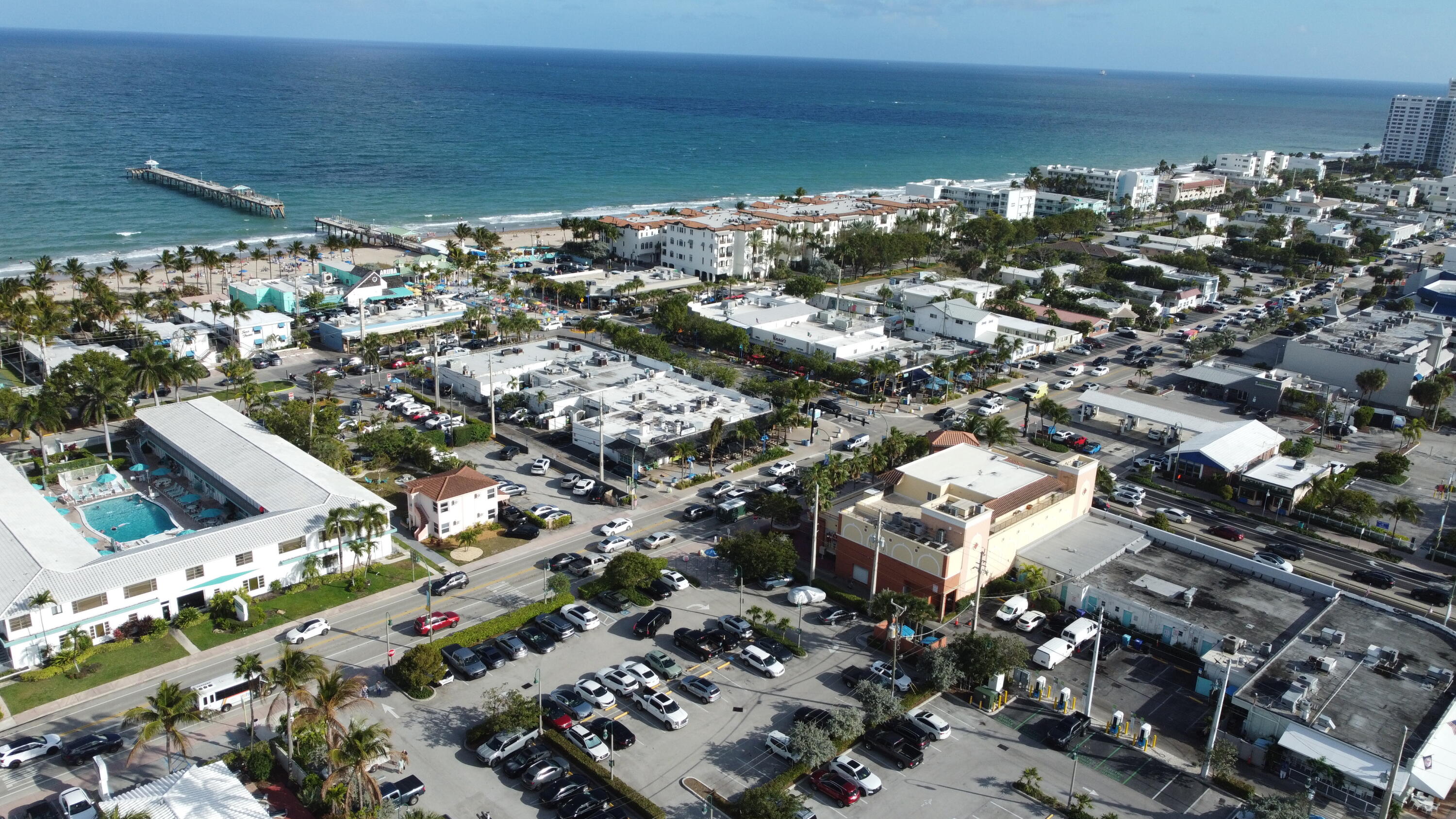 LAUDERDALE BY THE SEA - Land