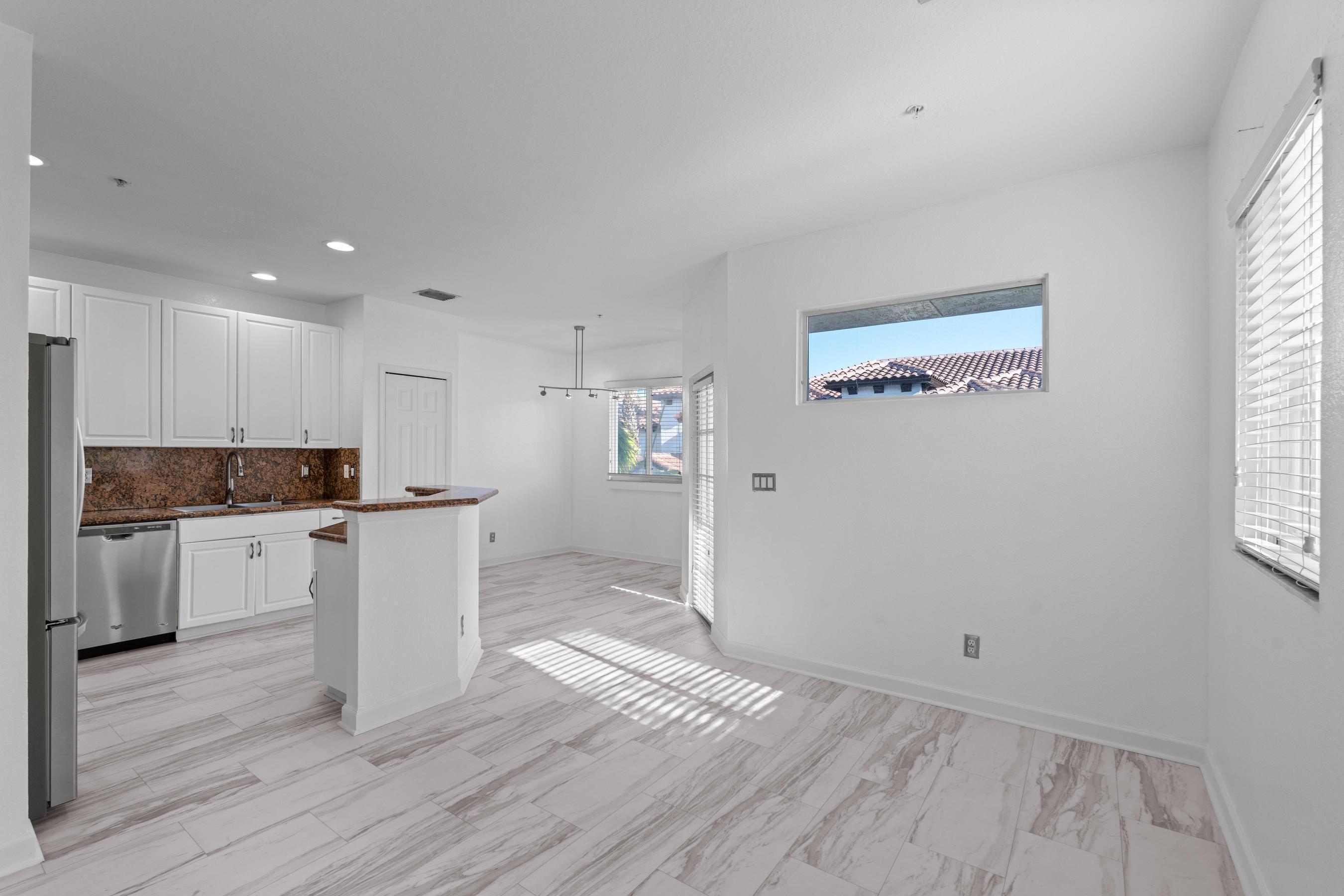 COASTAL BAY COLONY - Residential Lease