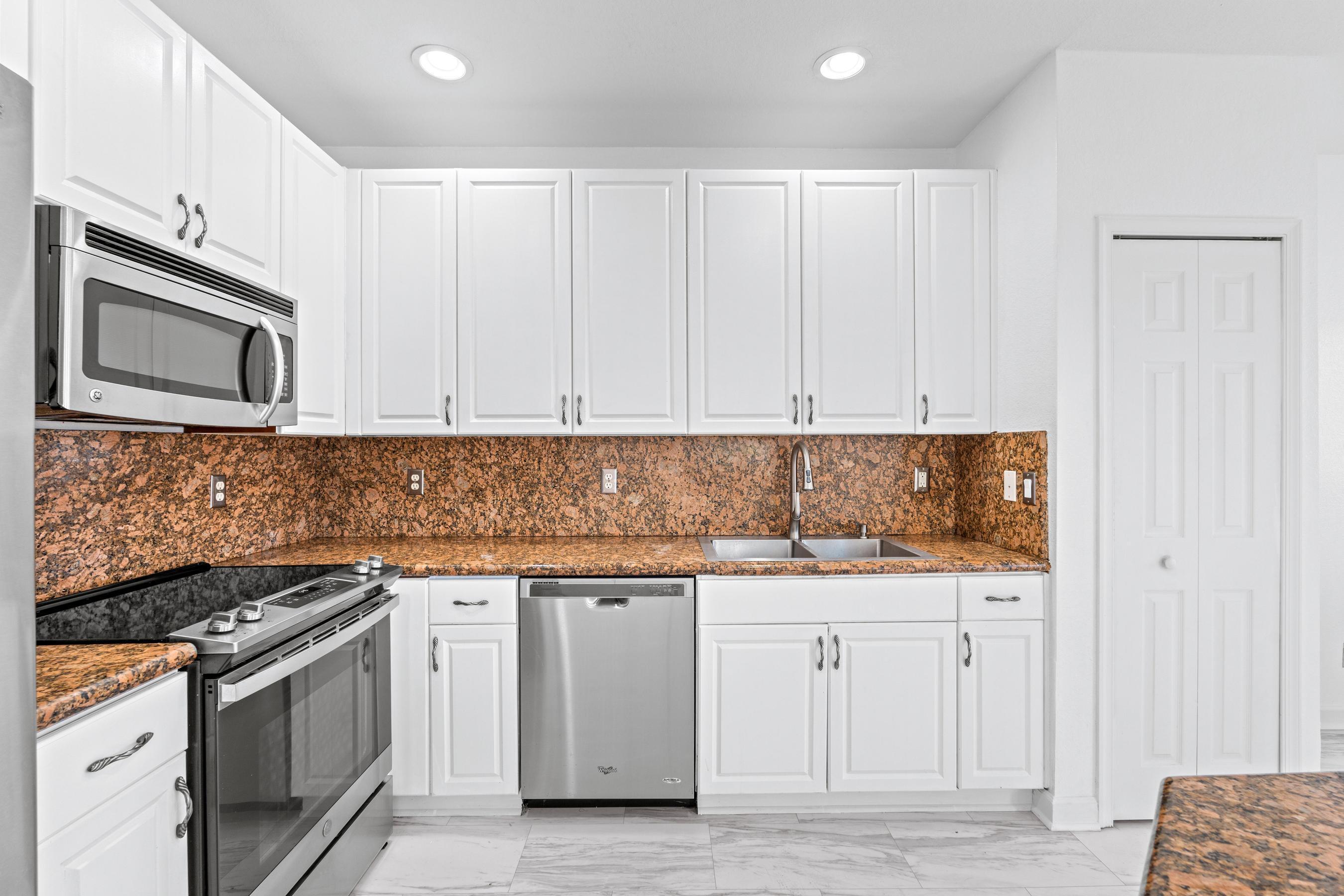 COASTAL BAY COLONY - Residential Lease