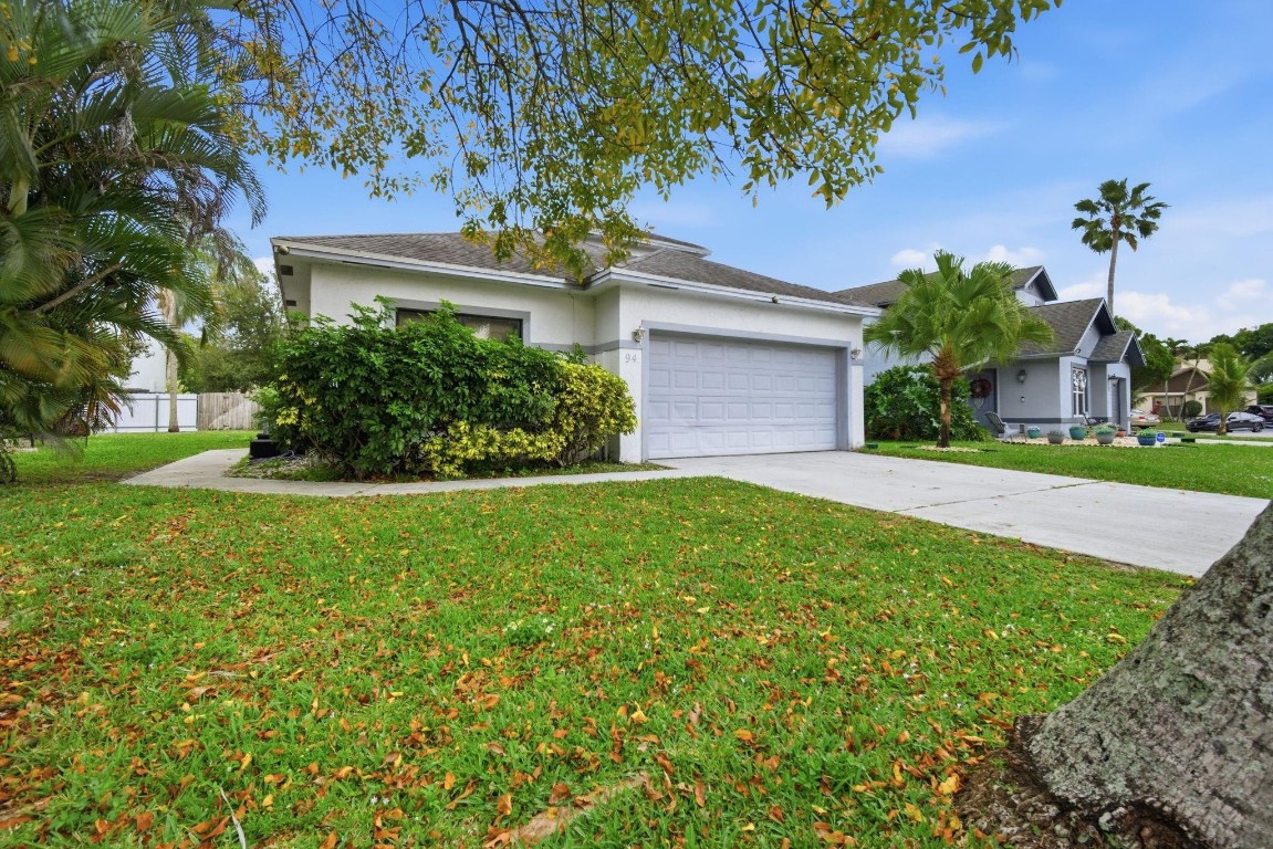 Amazing home, just completely redone! Everything brand new, from tasteful floors, kitchen cabinet, quartz counter top, backsplash, modern bathrooms and a fresh coat of pain makes this a perfect cozy home. Don't miss out on this one, it shoudn't last.