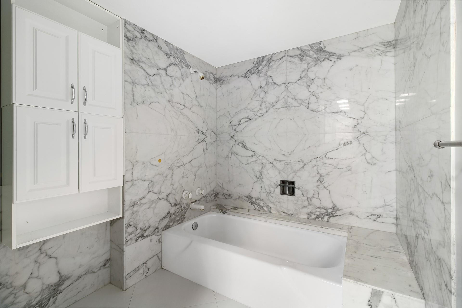 REGENCY TOWER CONDO - Residential Lease