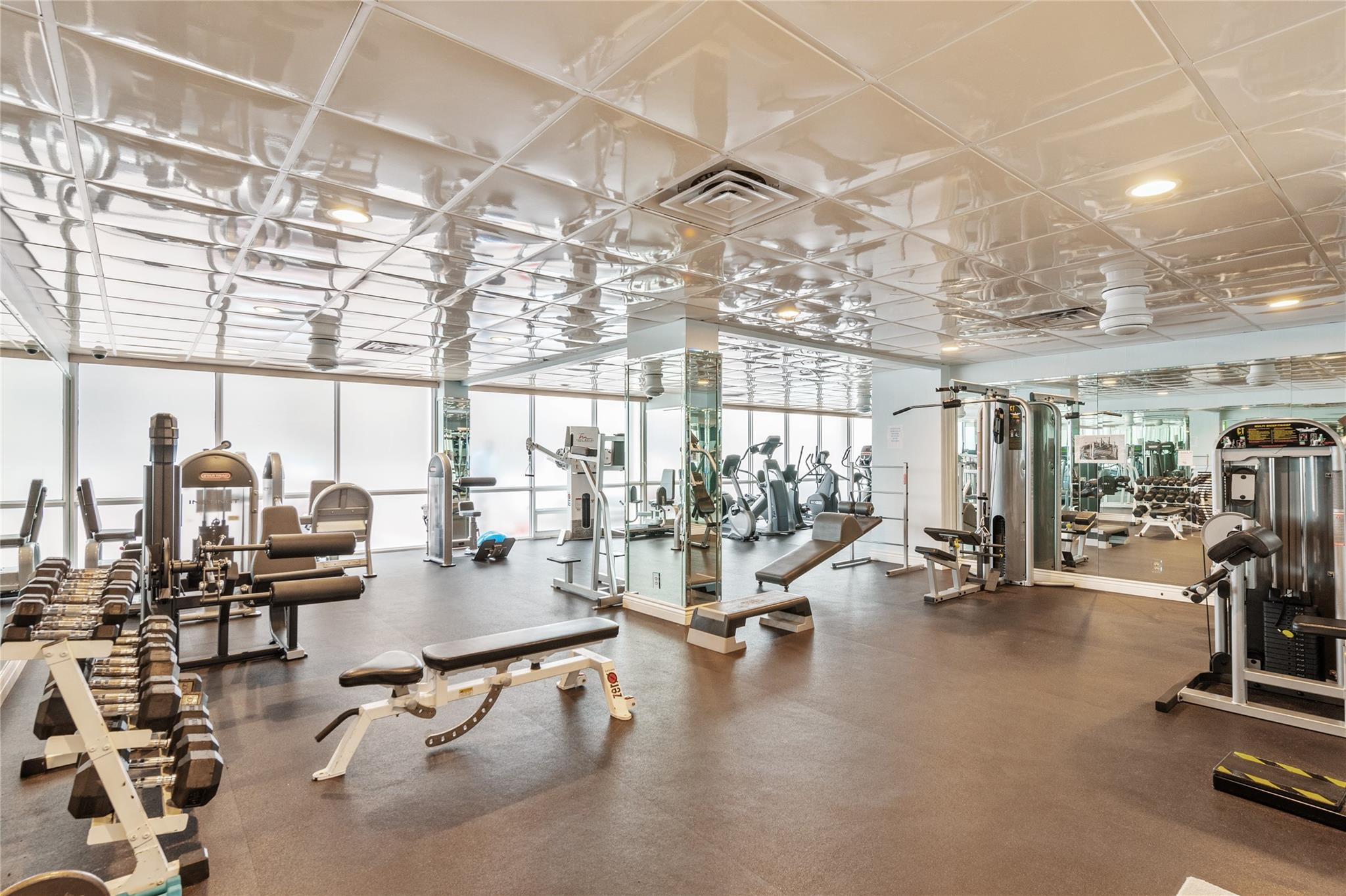 REGENCY TOWER CONDO - Residential Lease