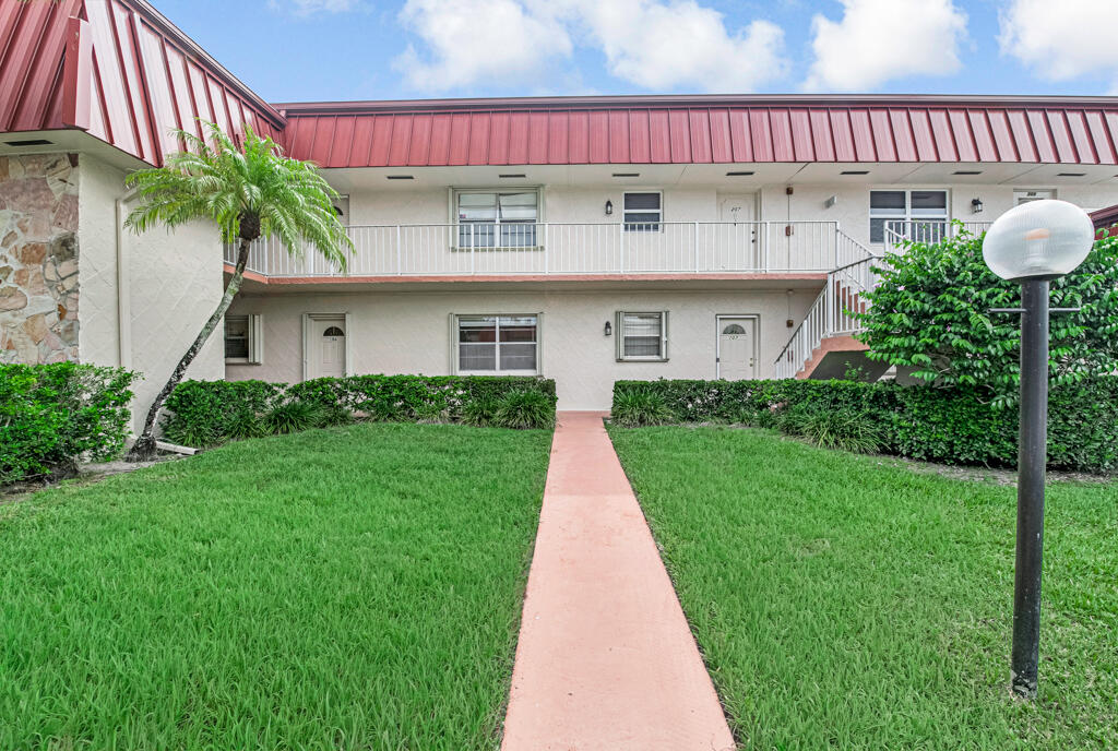 GREENWAY VILLAGE SOUTH CONDO 3 - Residential