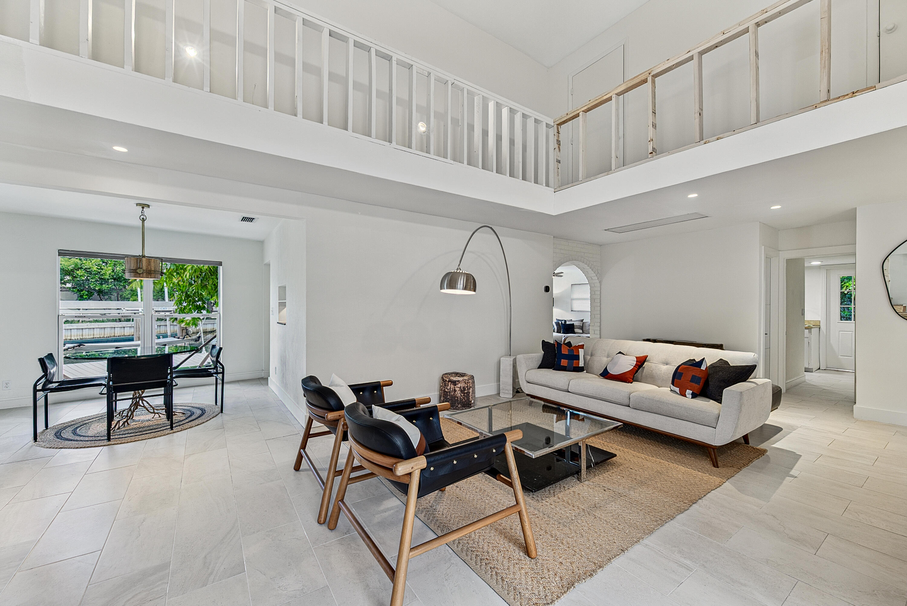 SOUTH CORAL POINT - Residential