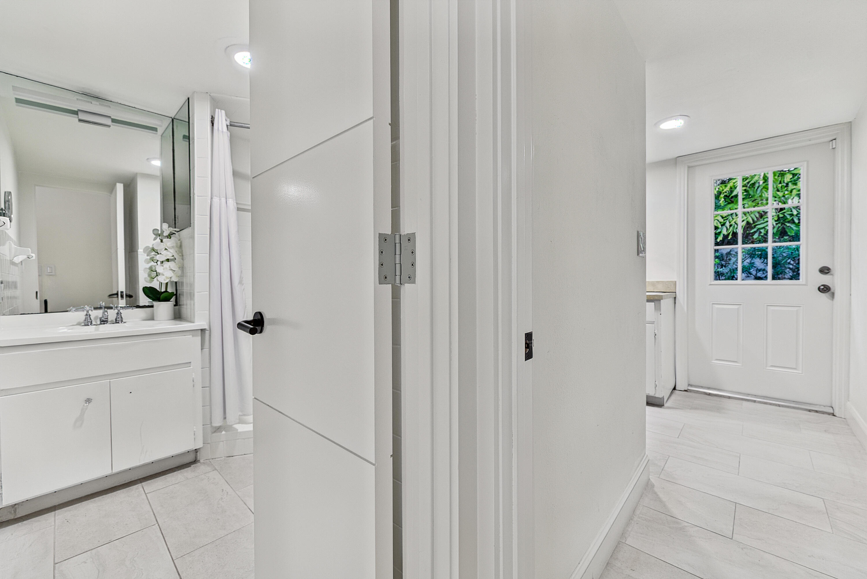 SOUTH CORAL POINT - Residential