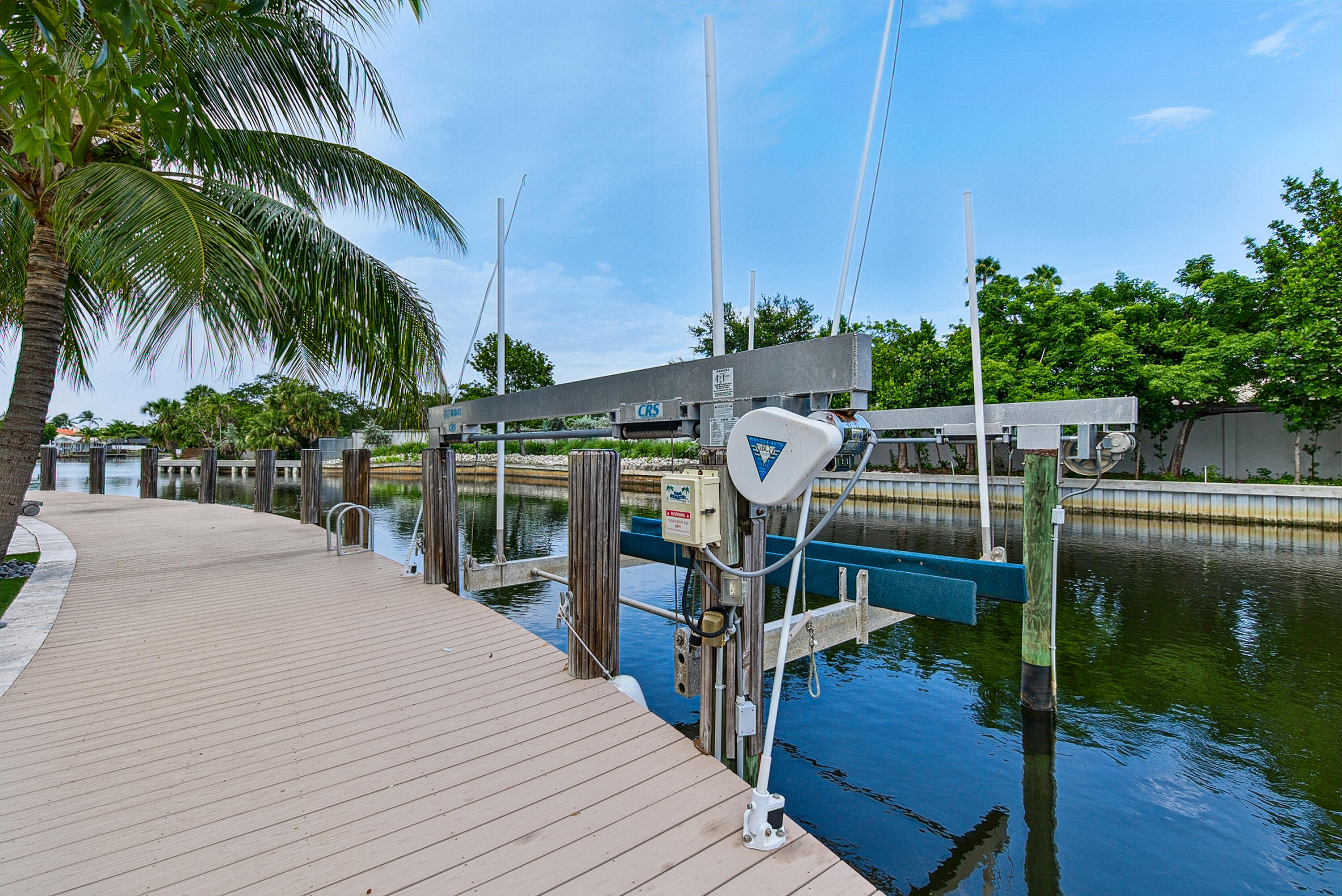 SOUTH CORAL POINT - Residential