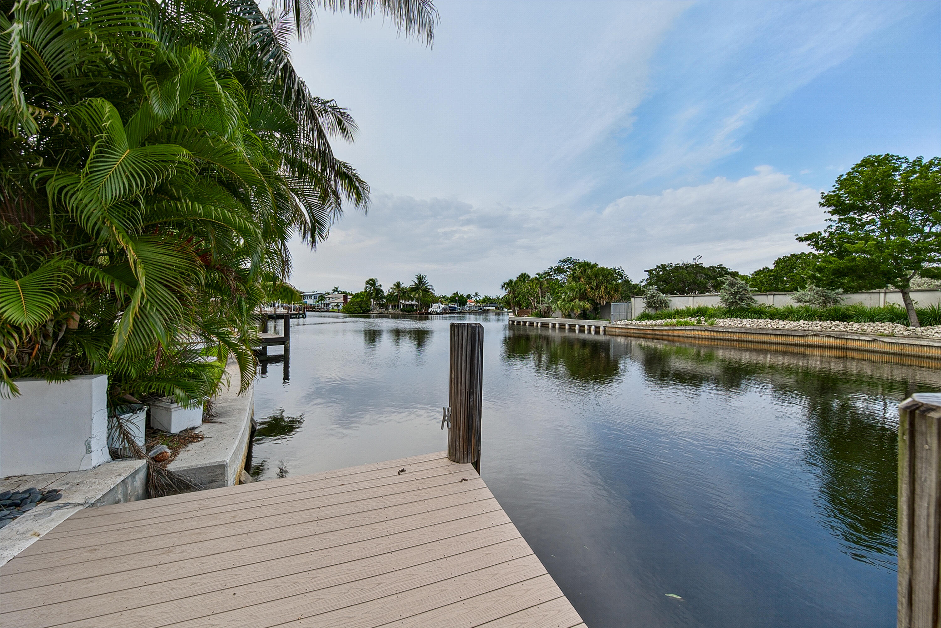 SOUTH CORAL POINT - Residential