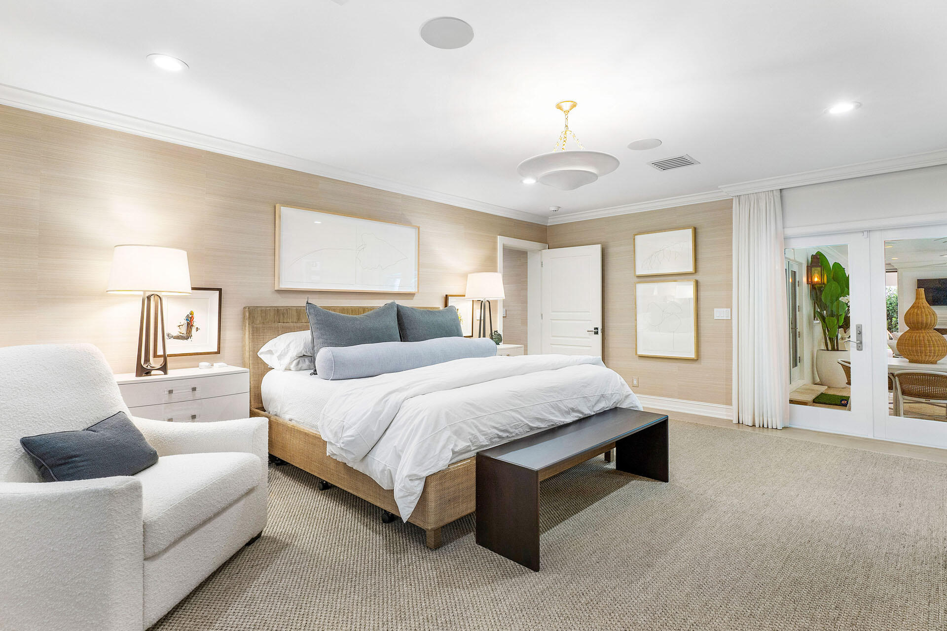 ROYAL PALM YACHT & COUNTRY CLUB - Residential