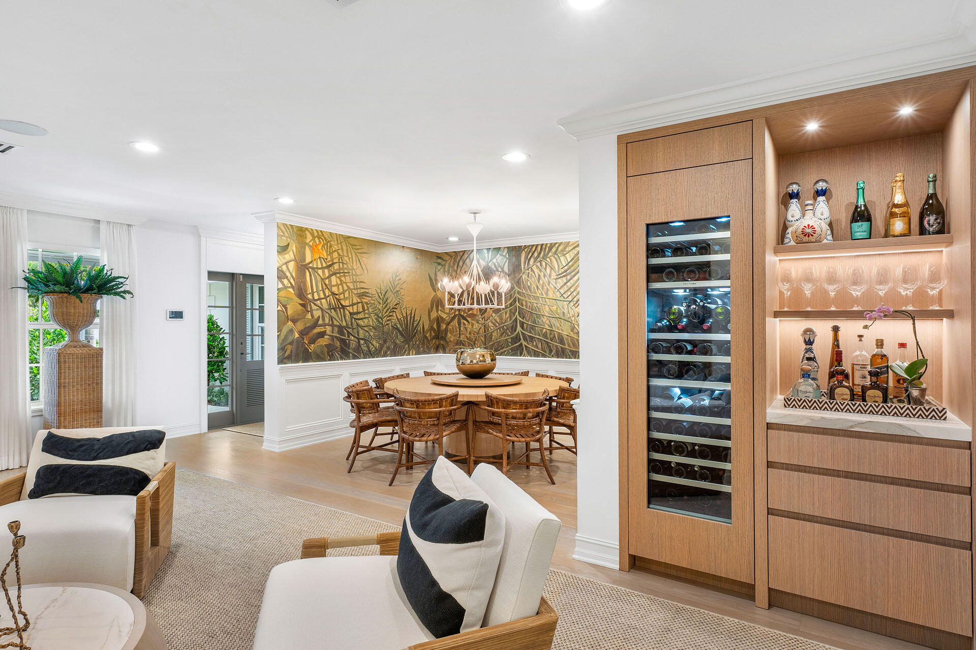 ROYAL PALM YACHT & COUNTRY CLUB - Residential