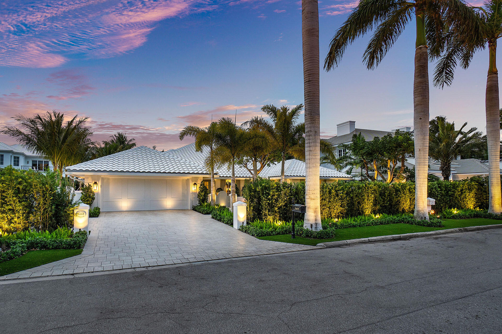 ROYAL PALM YACHT & COUNTRY CLUB - Residential