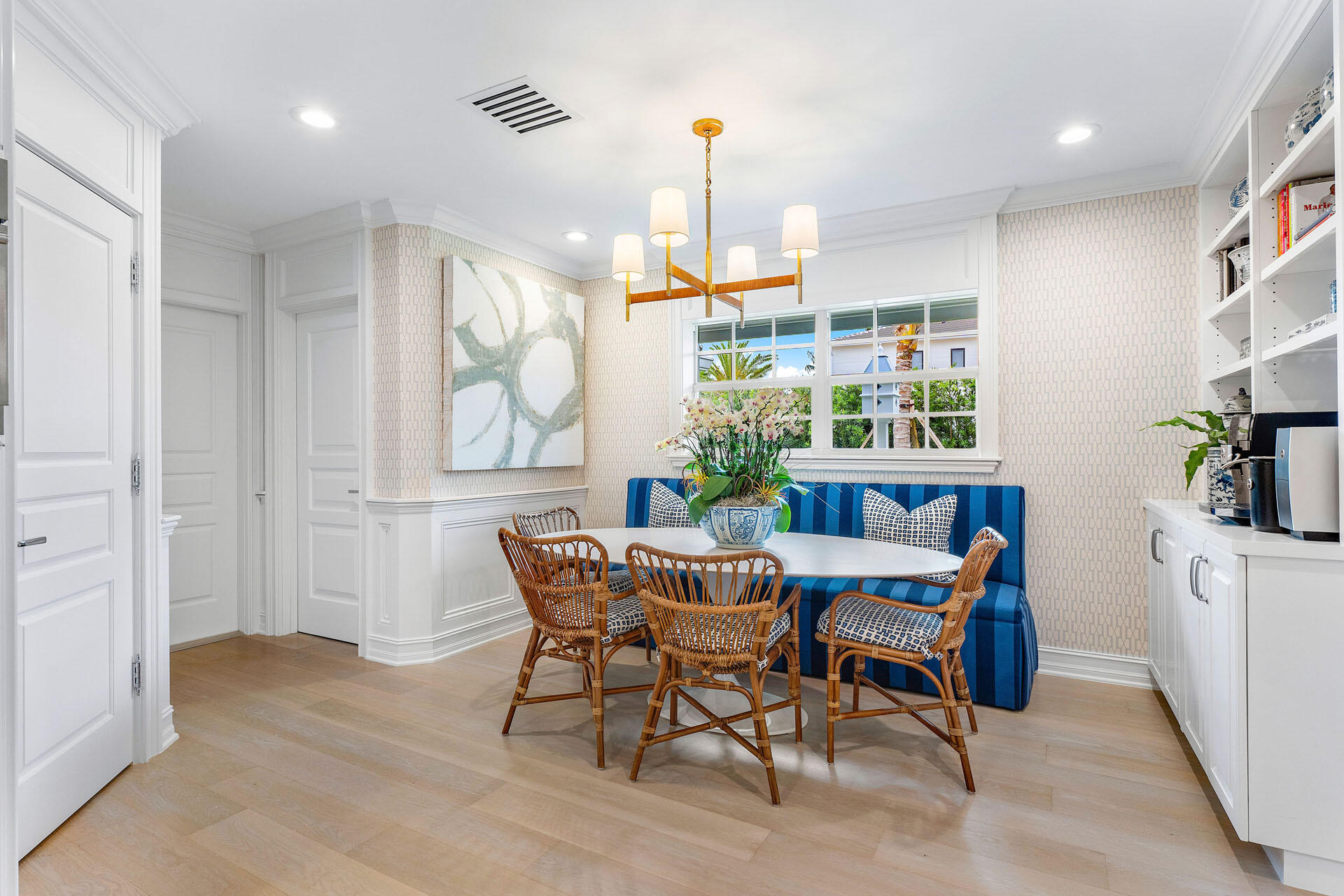 ROYAL PALM YACHT & COUNTRY CLUB - Residential