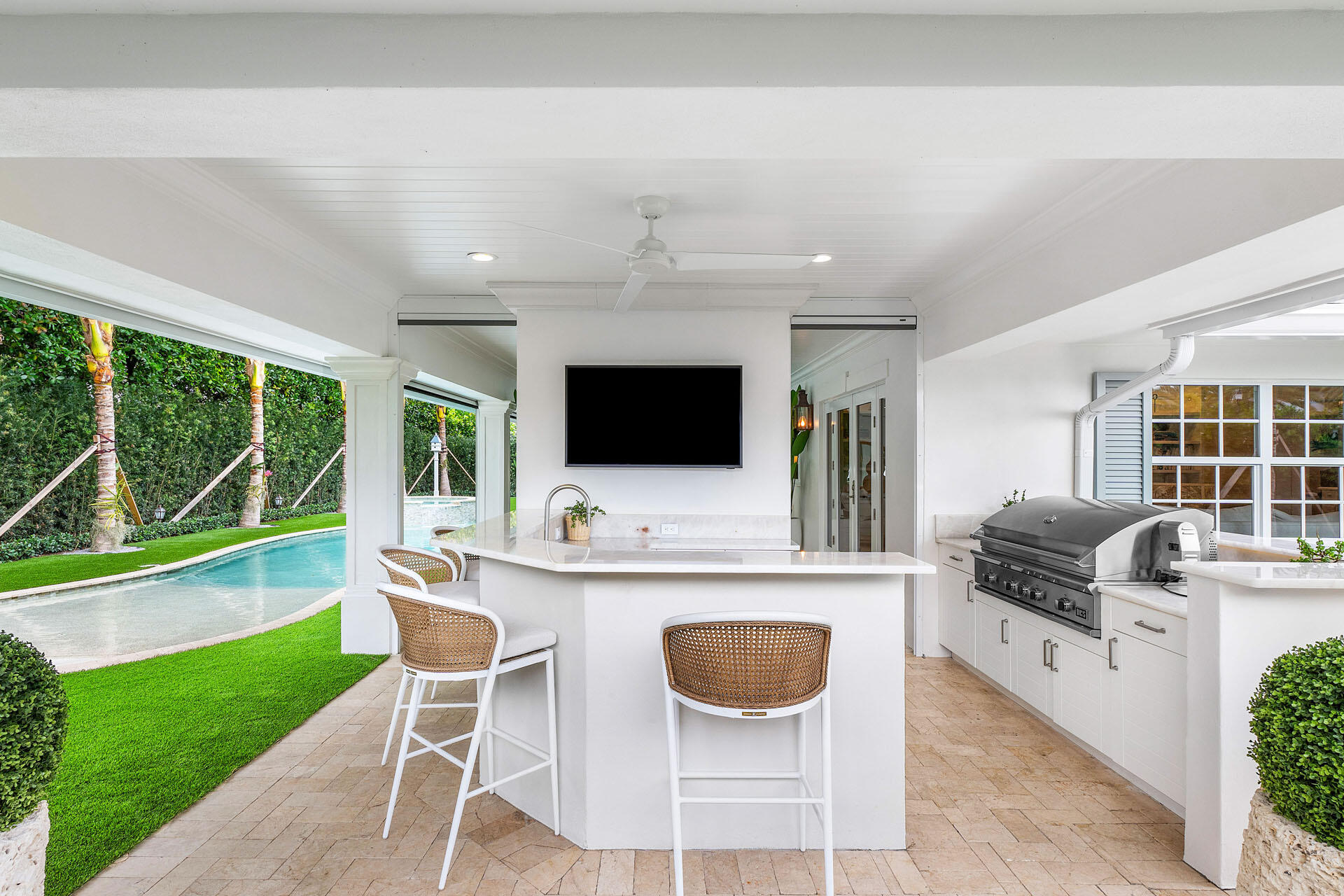 ROYAL PALM YACHT & COUNTRY CLUB - Residential