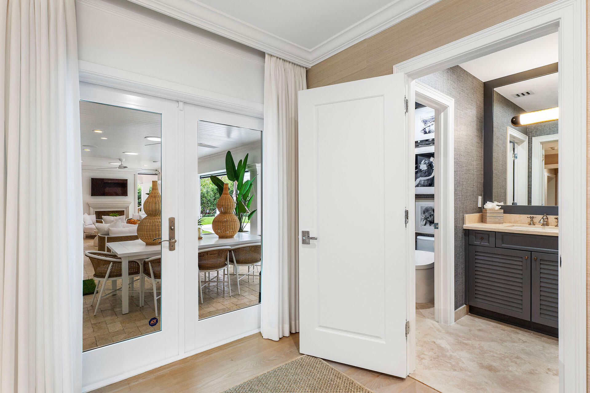 ROYAL PALM YACHT & COUNTRY CLUB - Residential