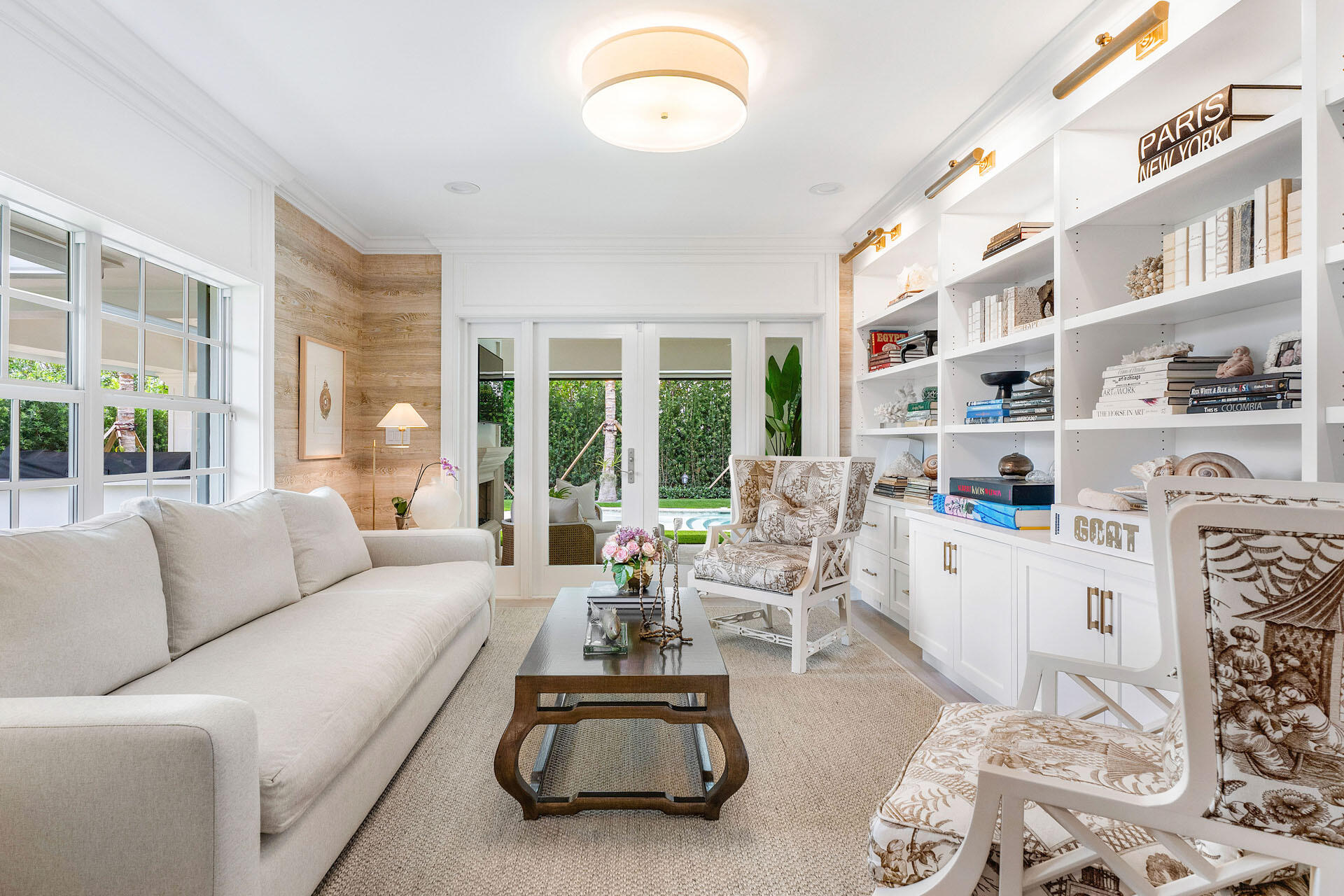 ROYAL PALM YACHT & COUNTRY CLUB - Residential