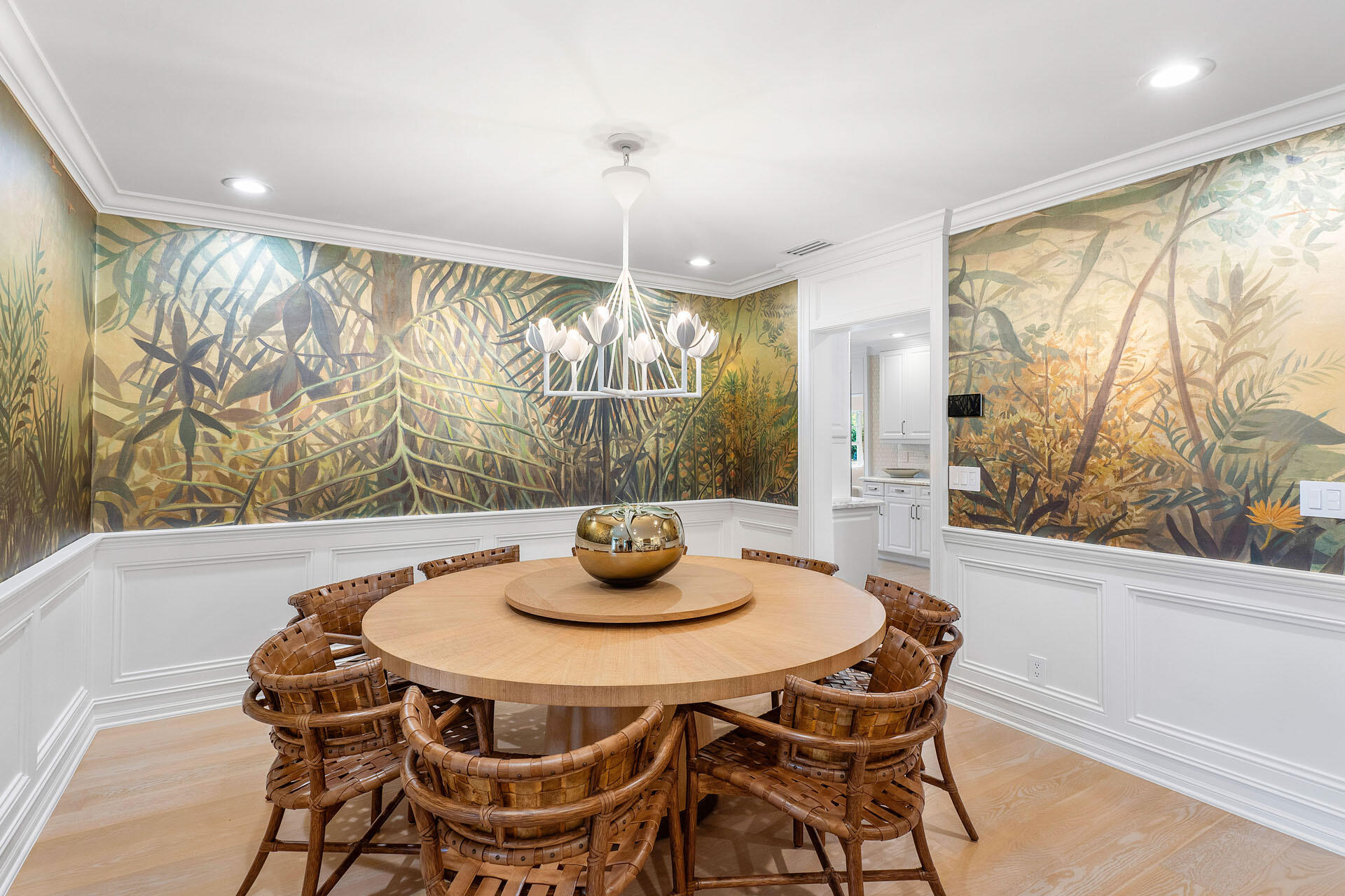 ROYAL PALM YACHT & COUNTRY CLUB - Residential