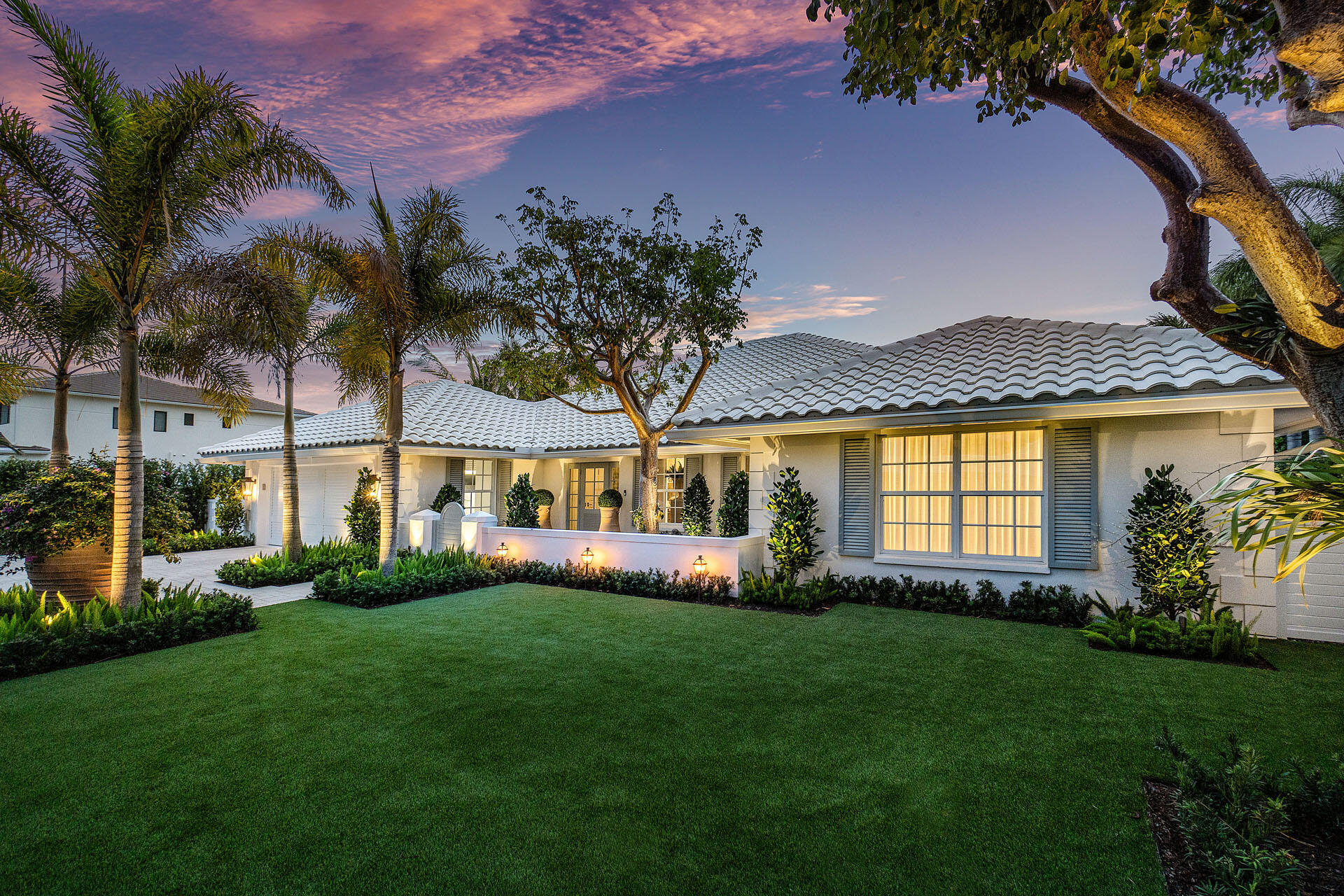 ROYAL PALM YACHT & COUNTRY CLUB - Residential