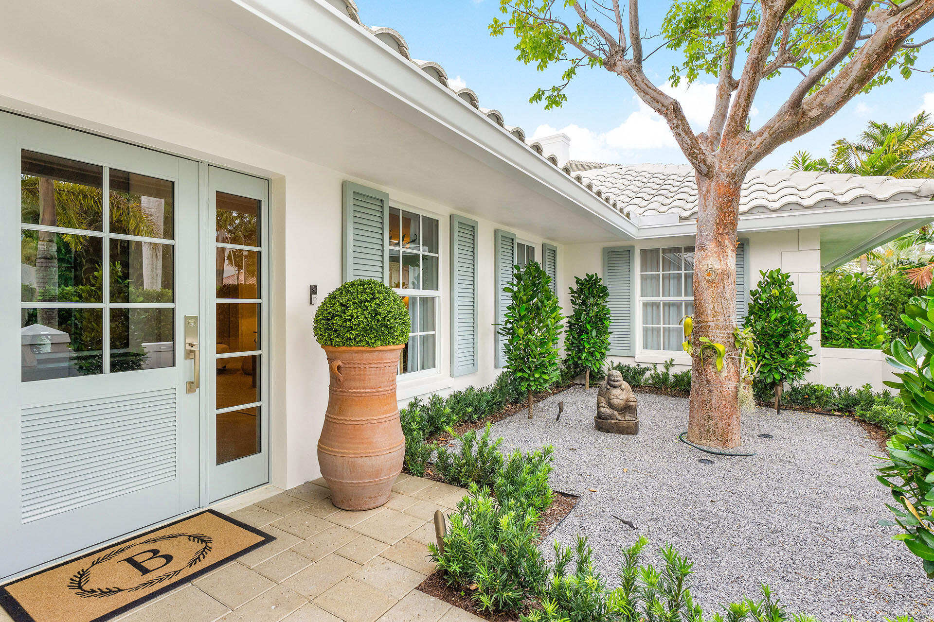 ROYAL PALM YACHT & COUNTRY CLUB - Residential