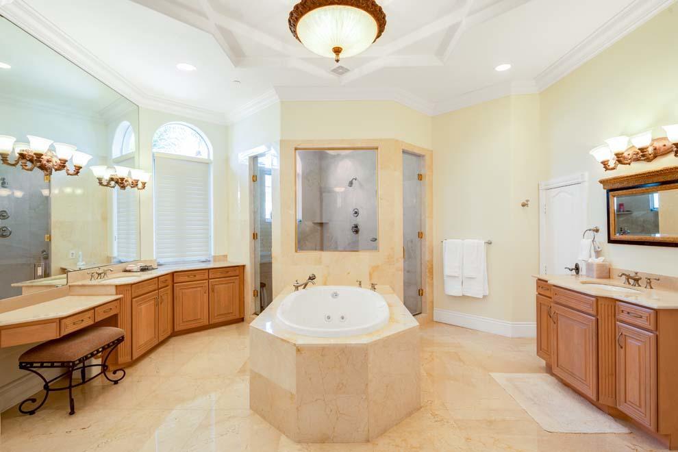 BOCA RATON RIVIERA - Residential