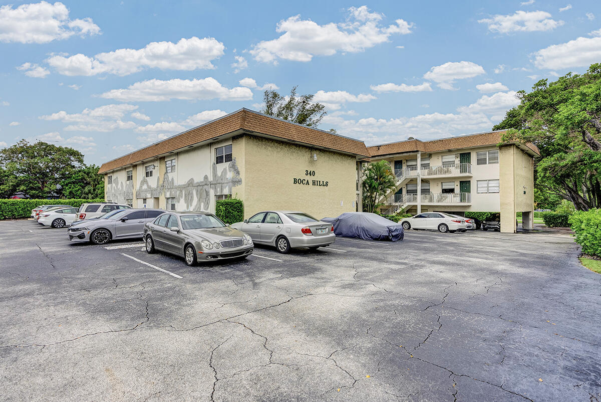 BOCA HILLS CONDO - Residential