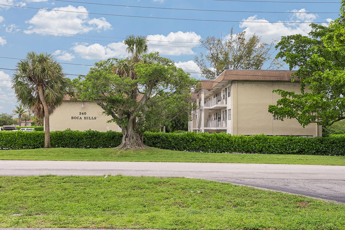 BOCA HILLS CONDO - Residential