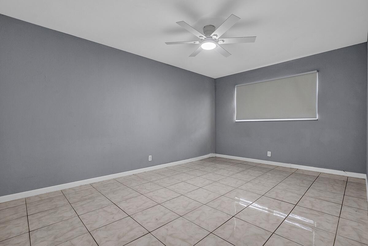 BOCA HILLS CONDO - Residential