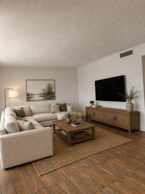 ARROWHEAD GOLF & TENNIS CLUB - Residential