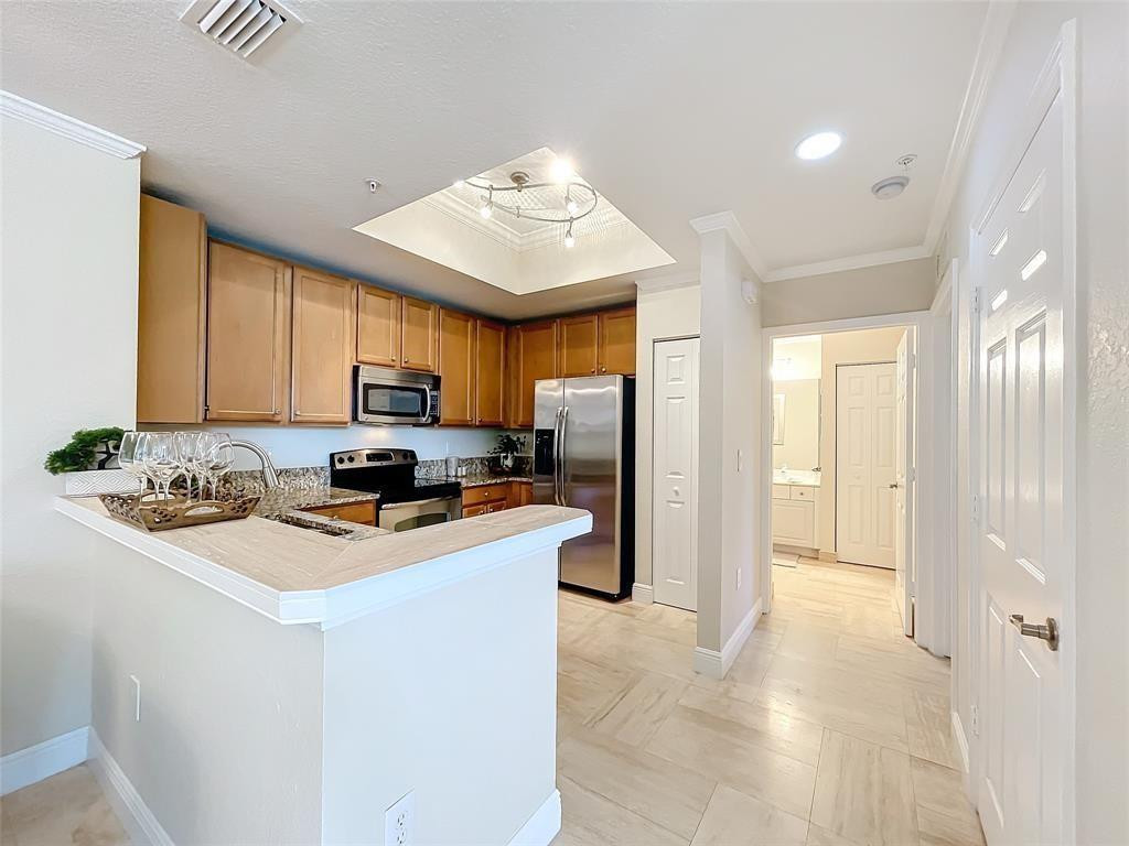 PALOMA LAKES - Residential