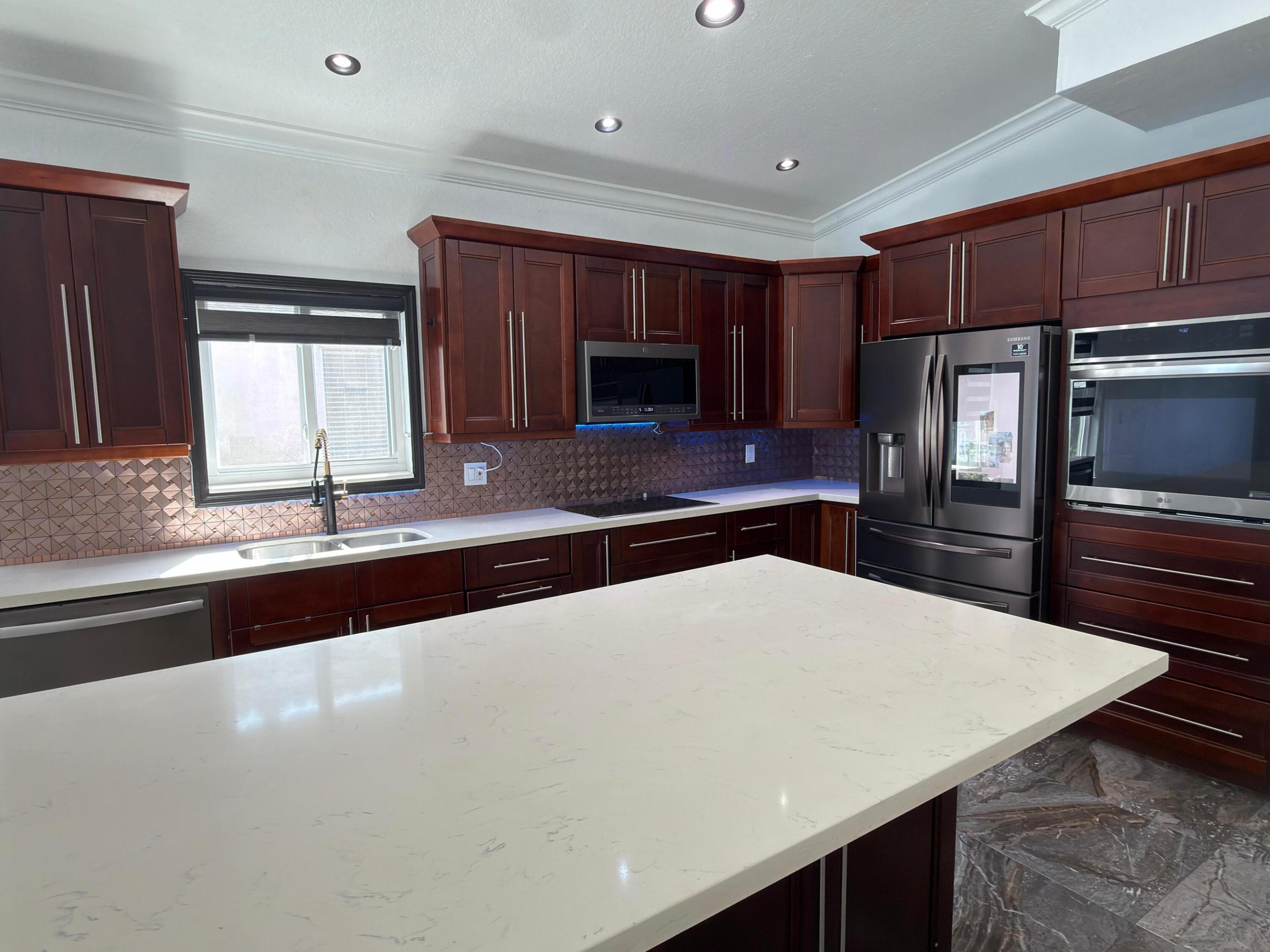 OLYMPIA & YORK RESIDENTIAL PLAT - Residential