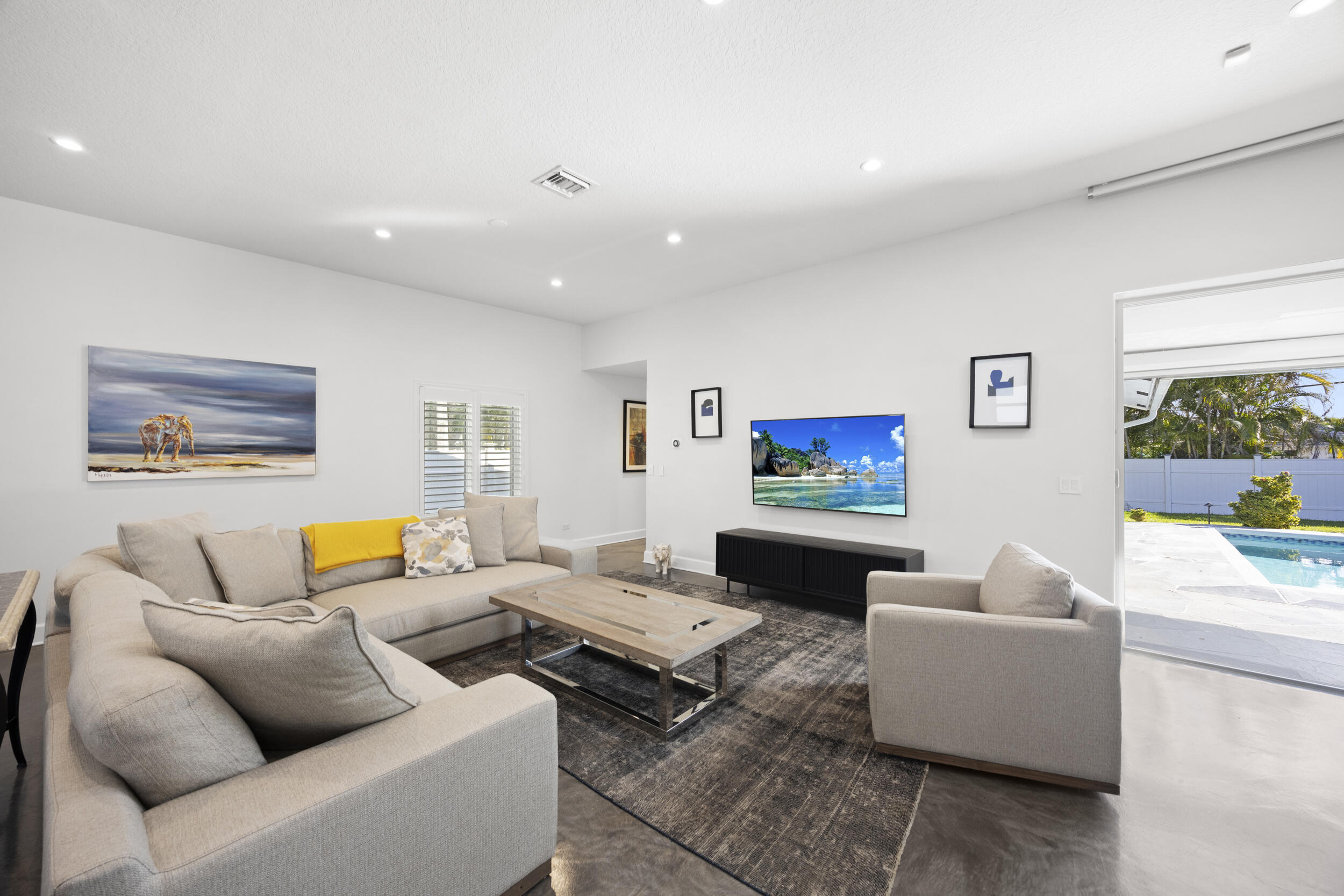 CONFERENCE RIDGE - Residential