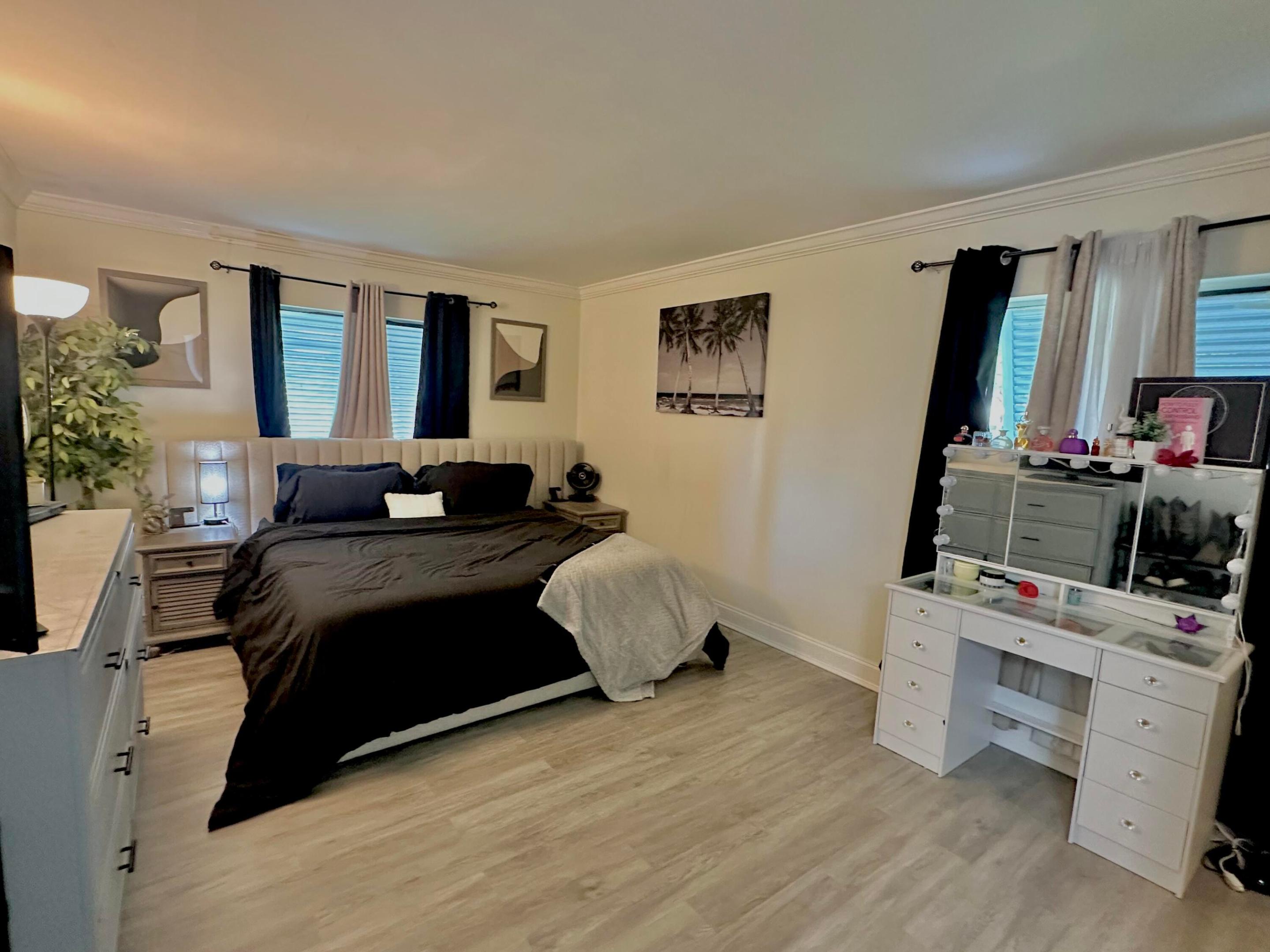 PALM CLUB VILLAGE II CONDO - Residential