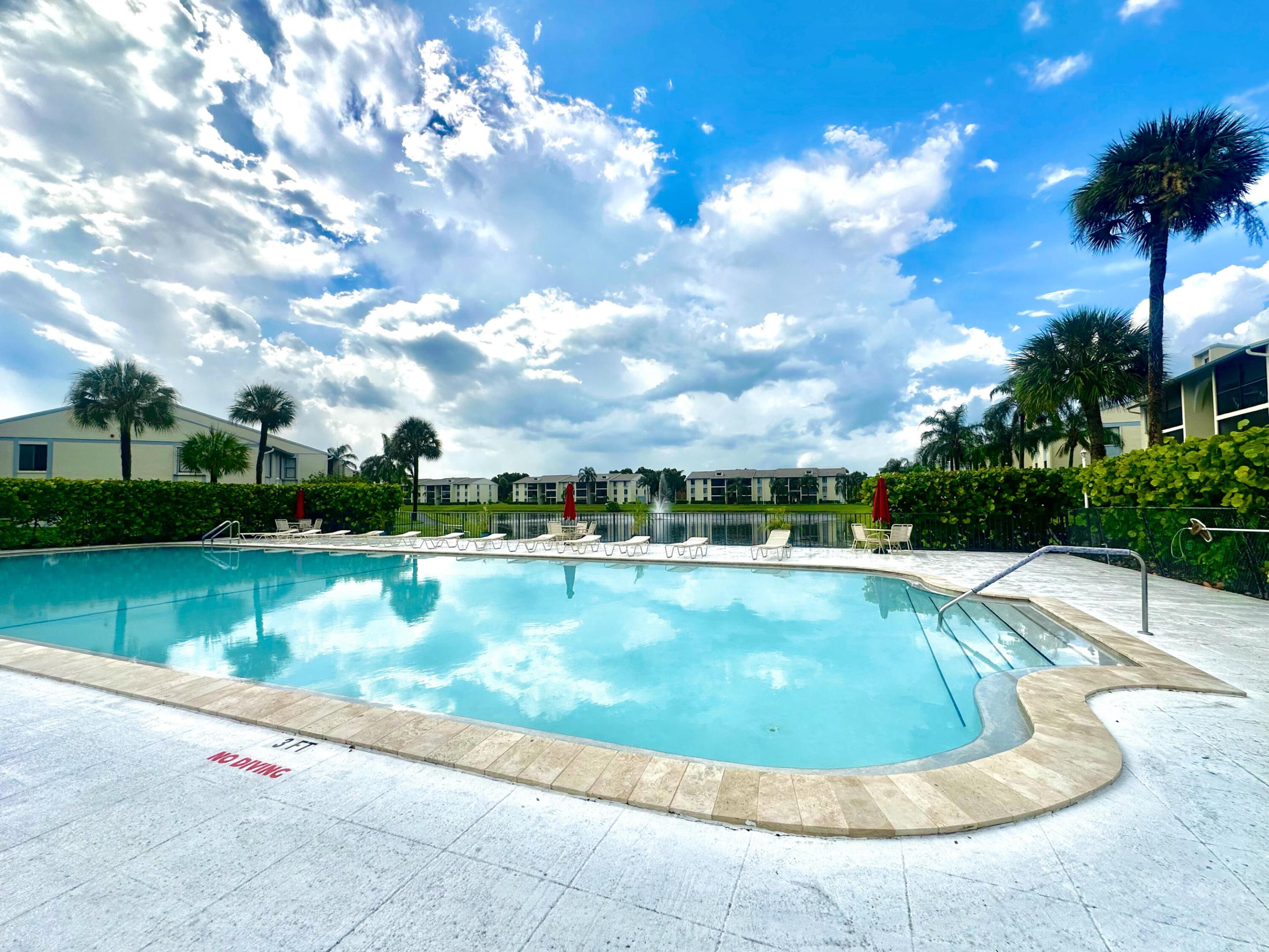 PALM CLUB VILLAGE II CONDO - Residential