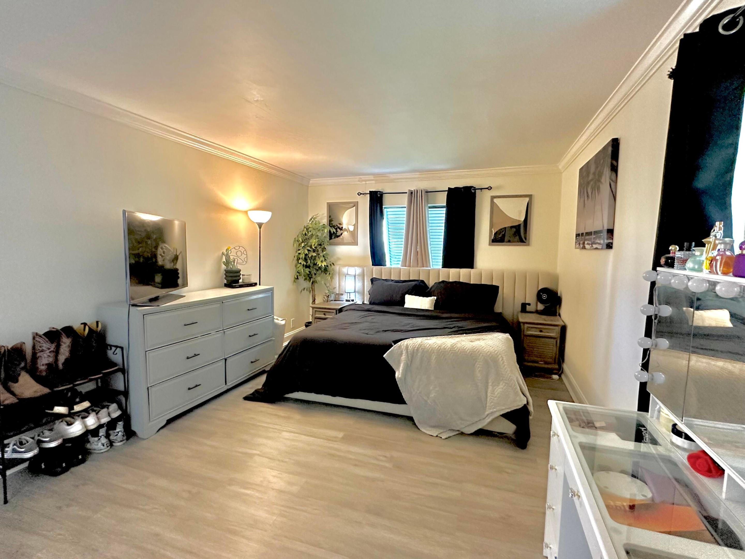 PALM CLUB VILLAGE II CONDO - Residential