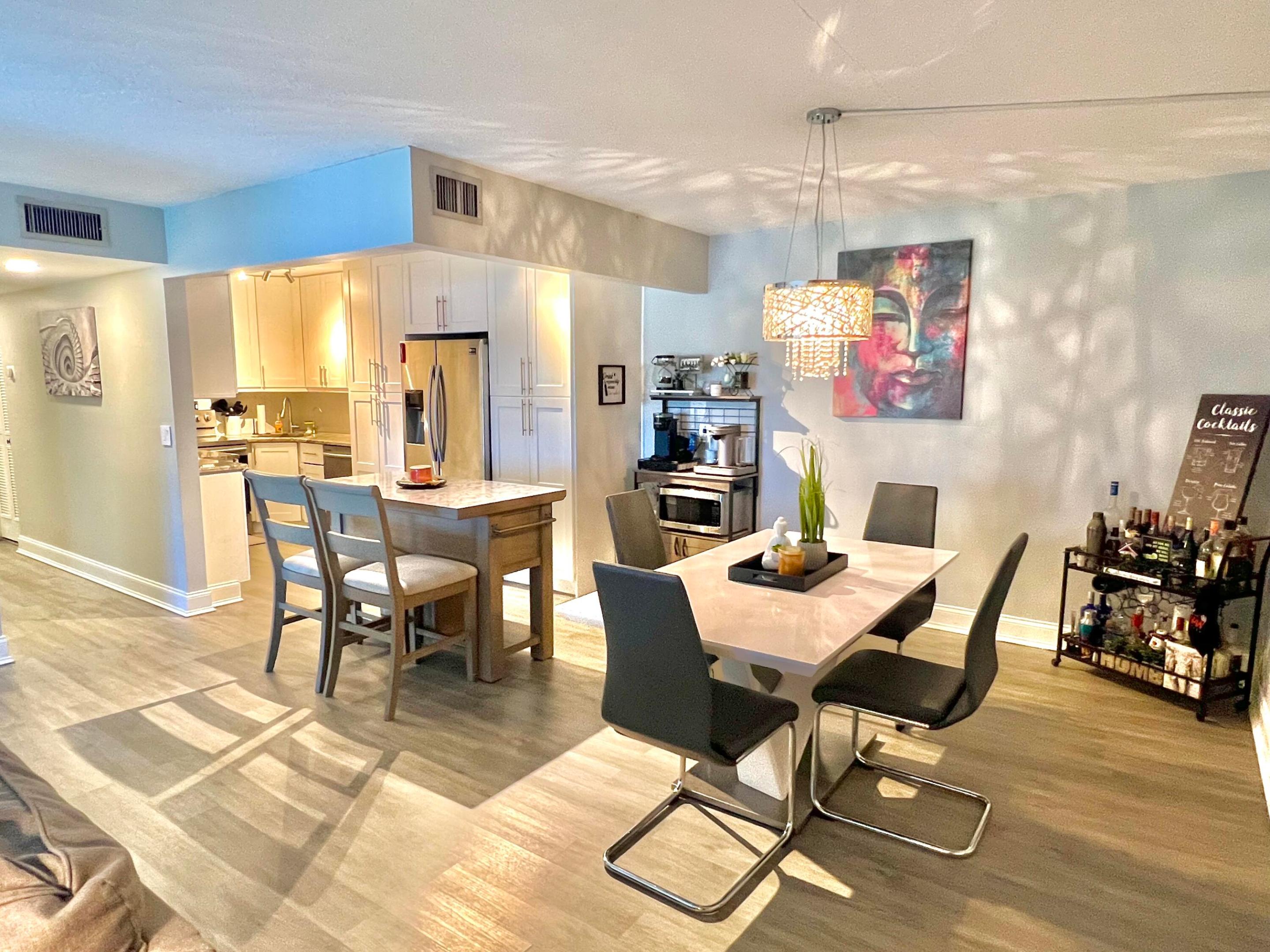 PALM CLUB VILLAGE II CONDO - Residential