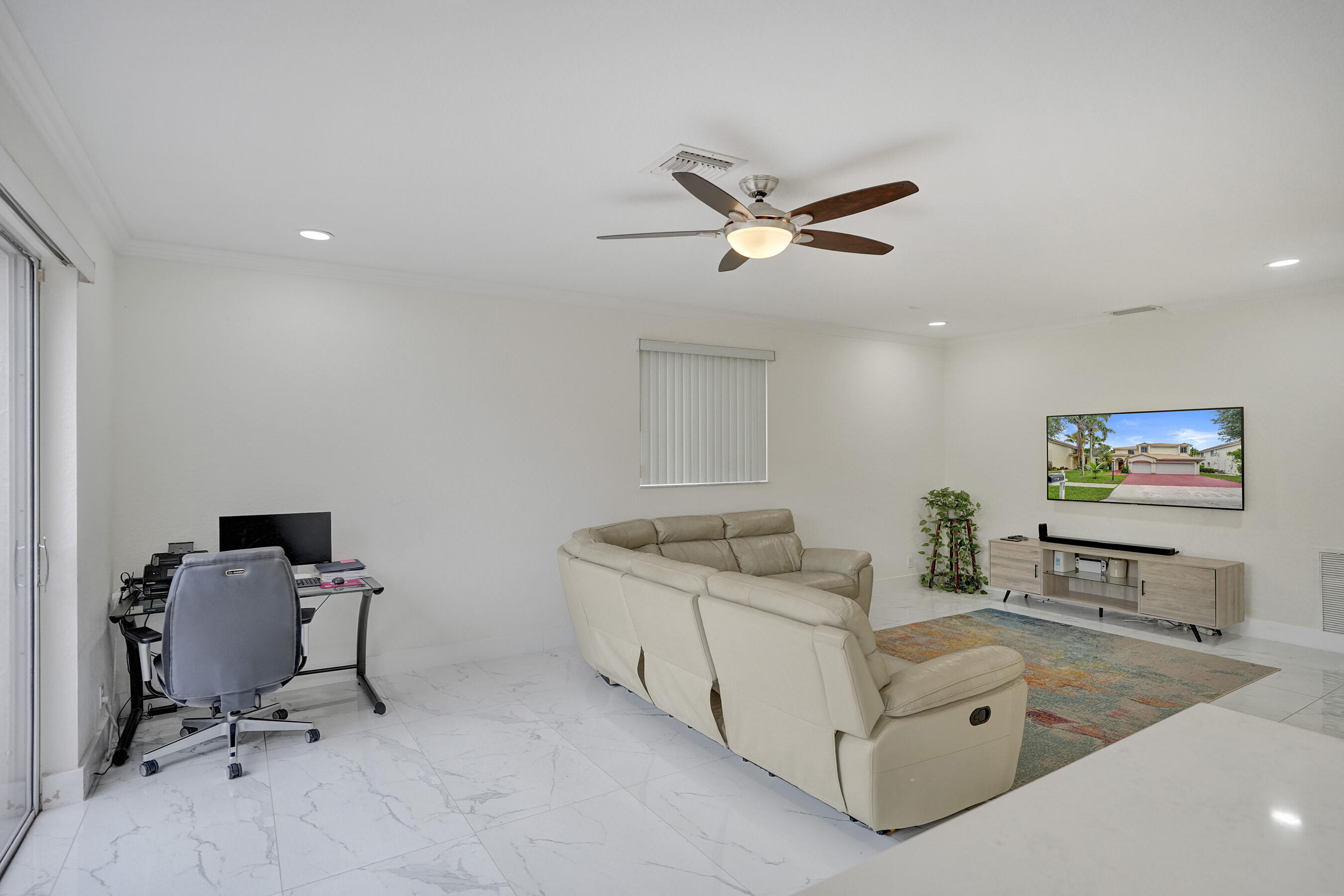 EMBASSY LAKES PHASE II - Residential