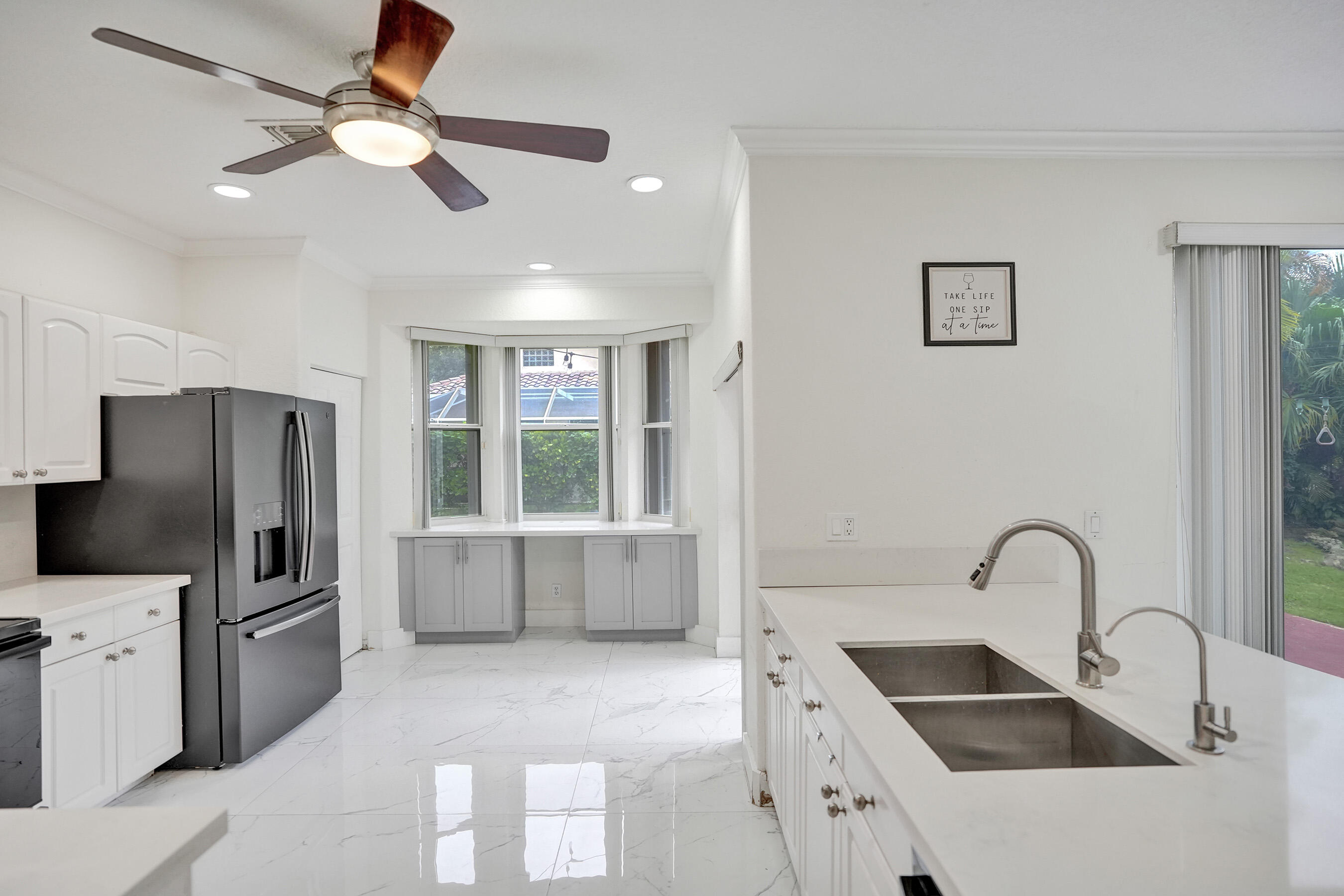 EMBASSY LAKES PHASE II - Residential