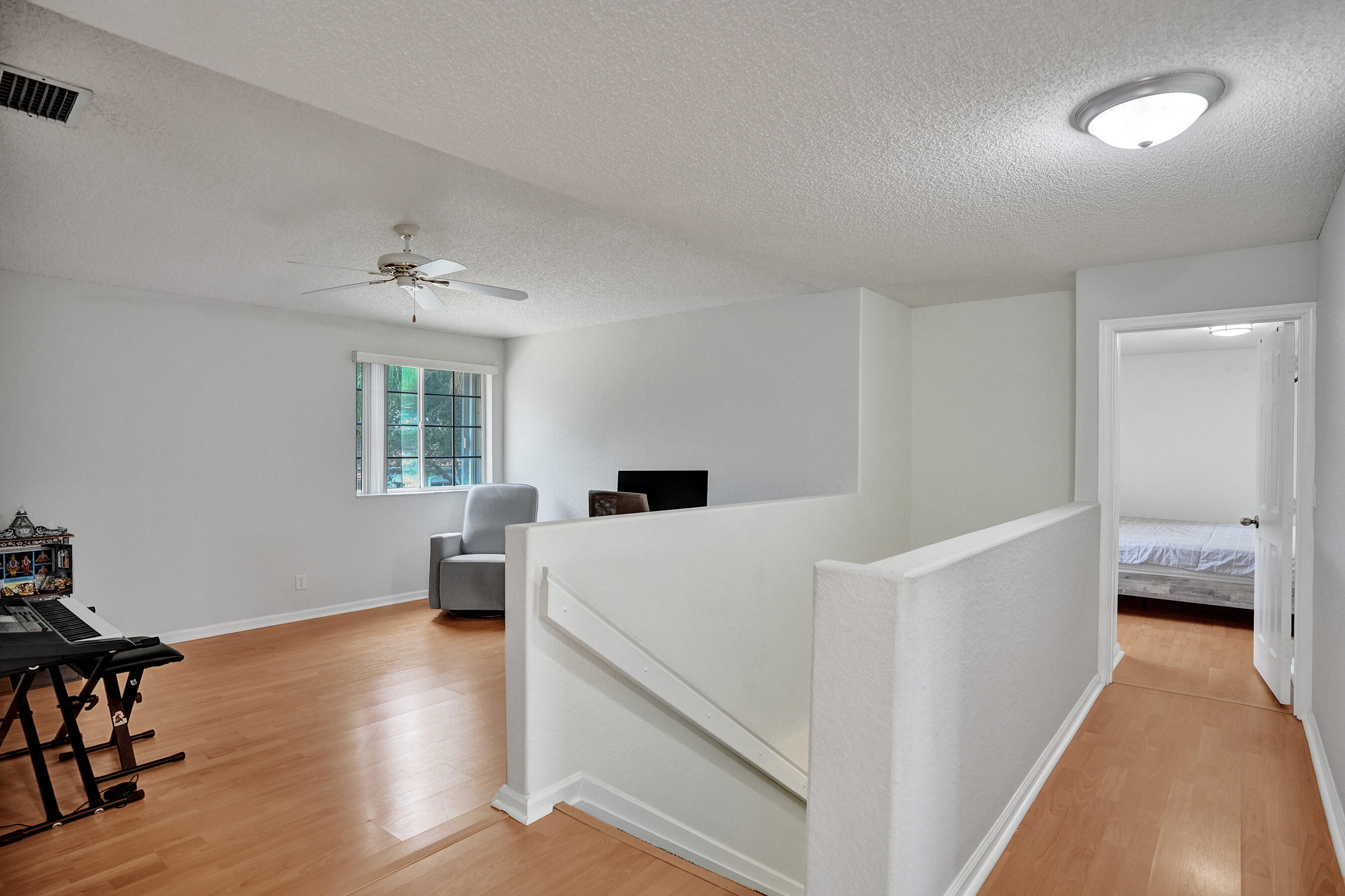 EMBASSY LAKES PHASE II - Residential