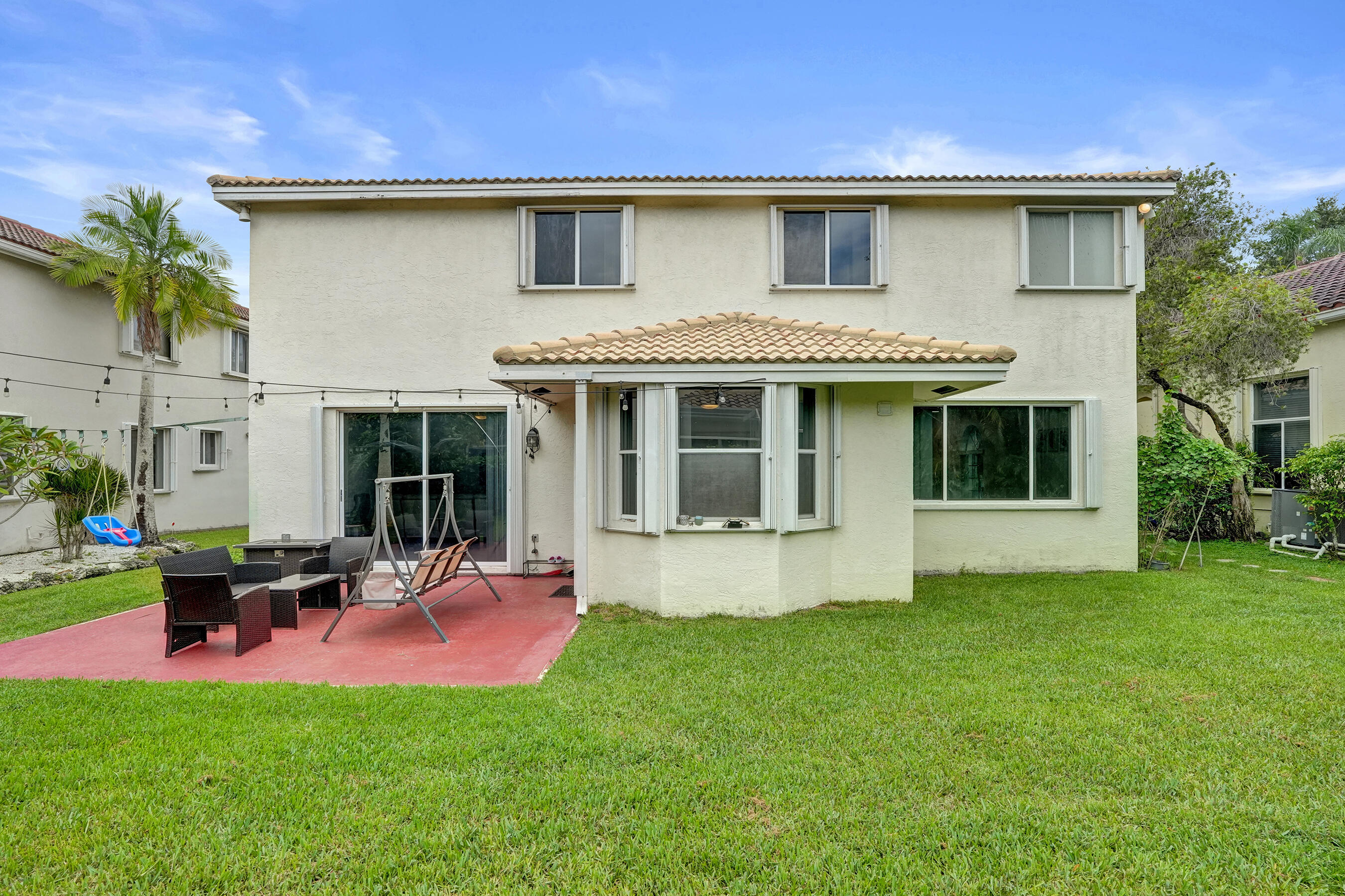 EMBASSY LAKES PHASE II - Residential