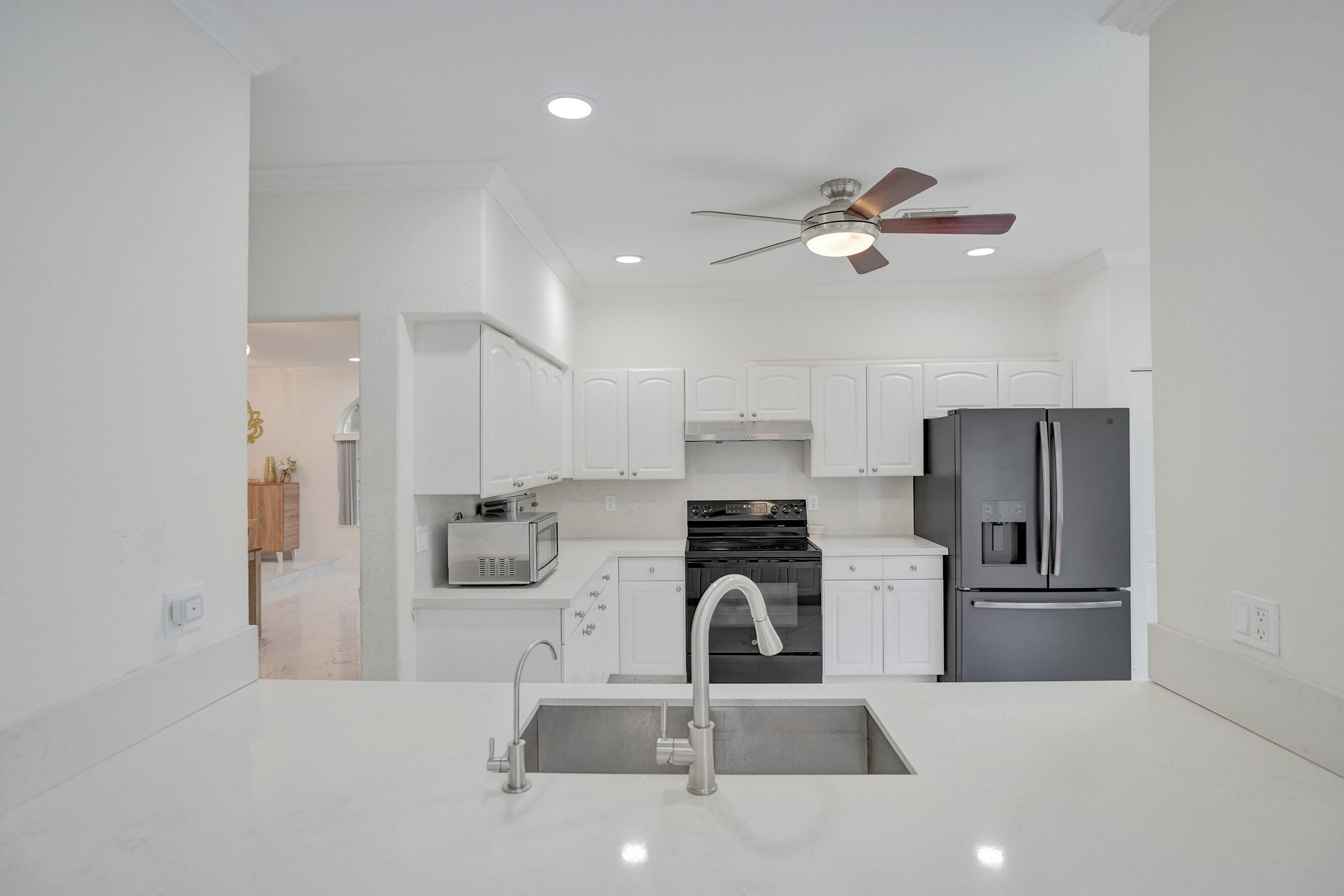 EMBASSY LAKES PHASE II - Residential