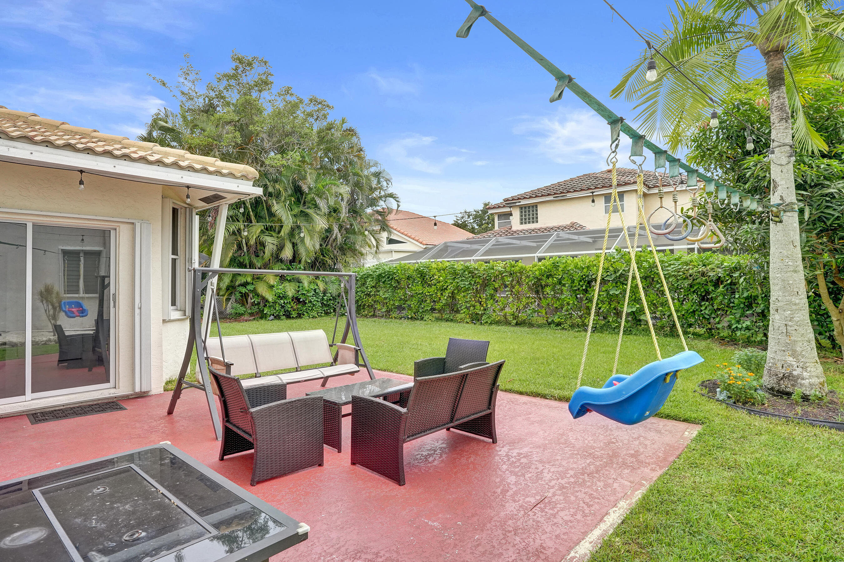 EMBASSY LAKES PHASE II - Residential