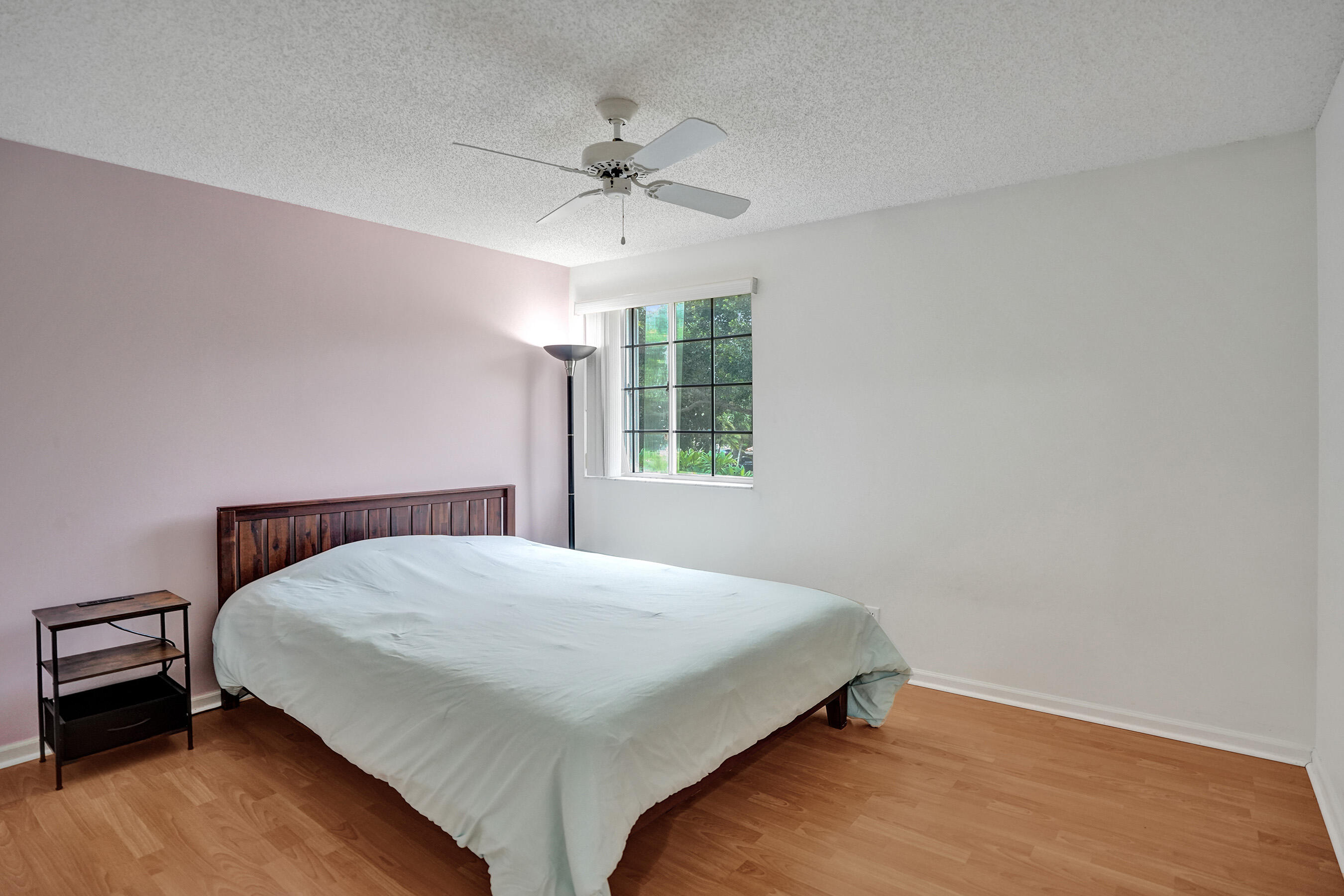 EMBASSY LAKES PHASE II - Residential