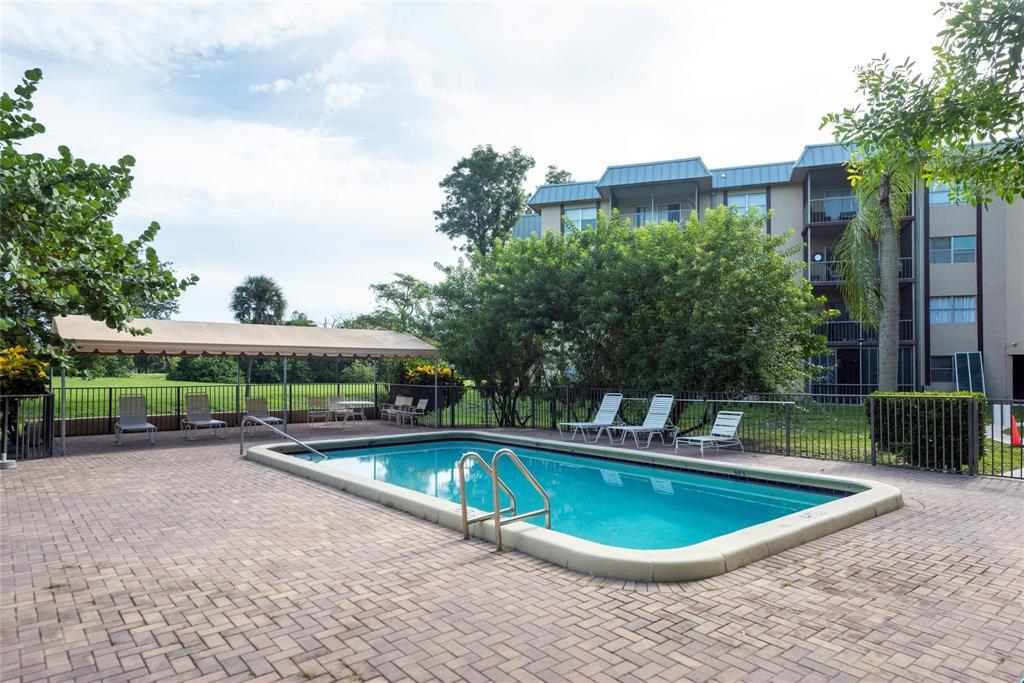 INVERRARY COUNTRY CLUB - Residential