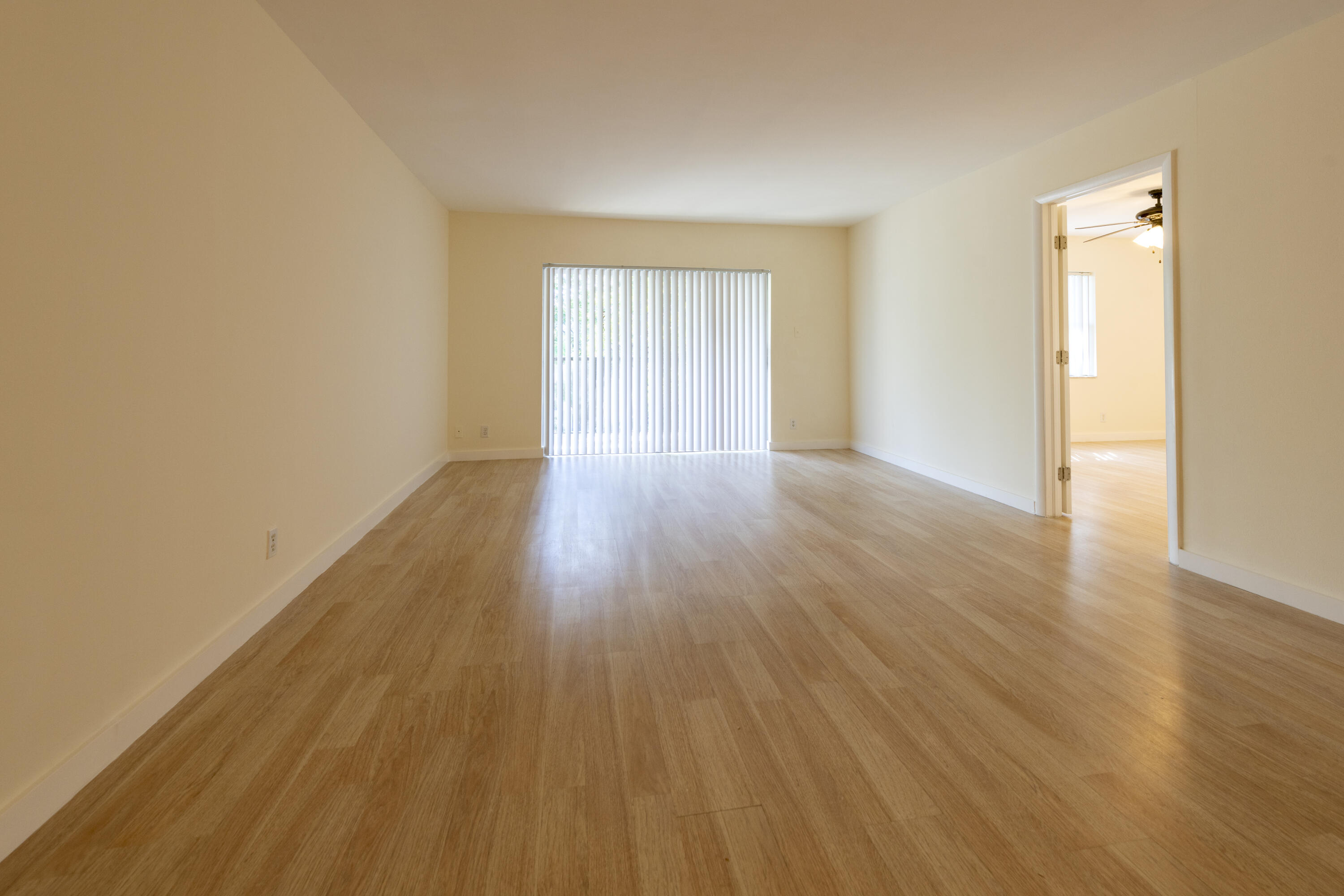 INVERRARY COUNTRY CLUB - Residential