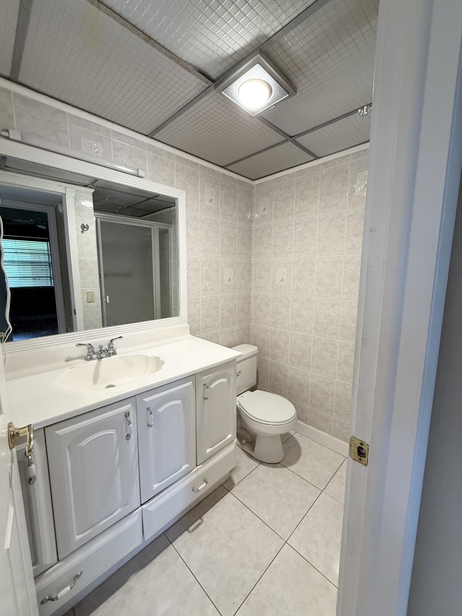 KINGS POINT BURGUNDY CONDOS - Residential