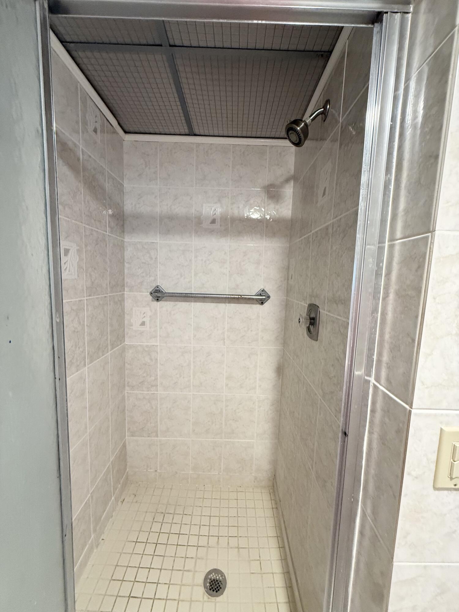 KINGS POINT BURGUNDY CONDOS - Residential