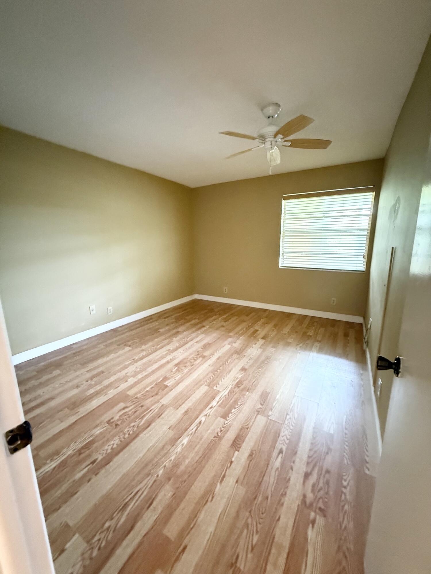 KINGS POINT BURGUNDY CONDOS - Residential