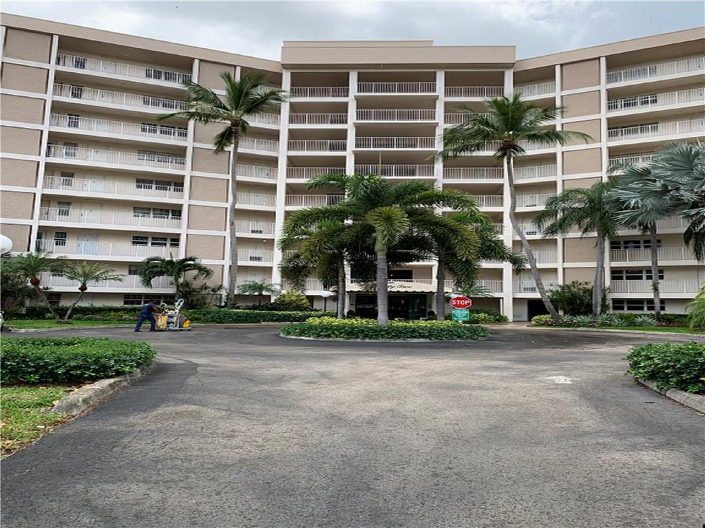 PALM-AIRE - Residential