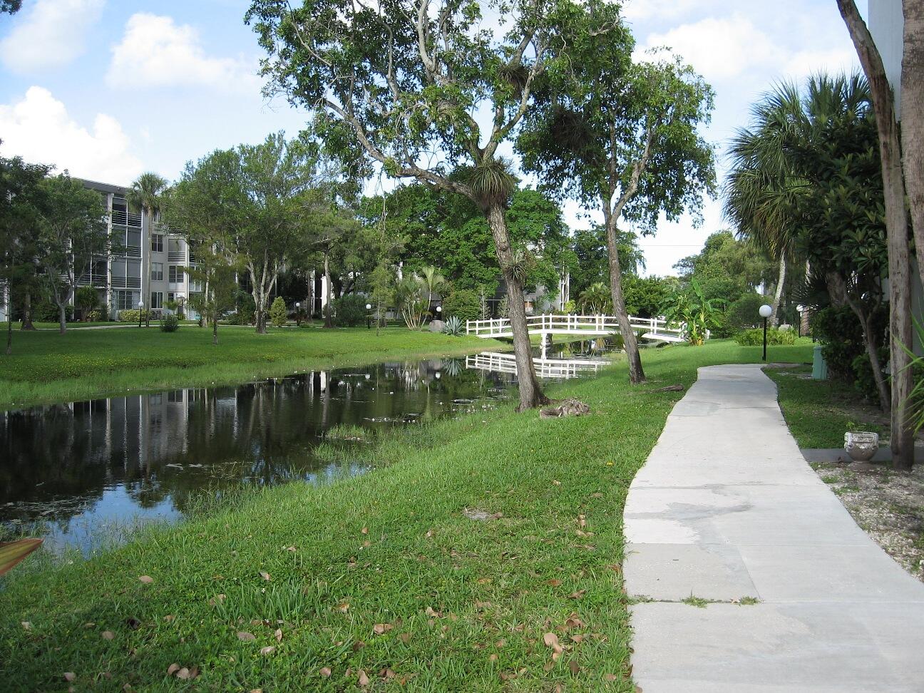 CYPRESS CHASE CONDO NO 4 - Residential Lease